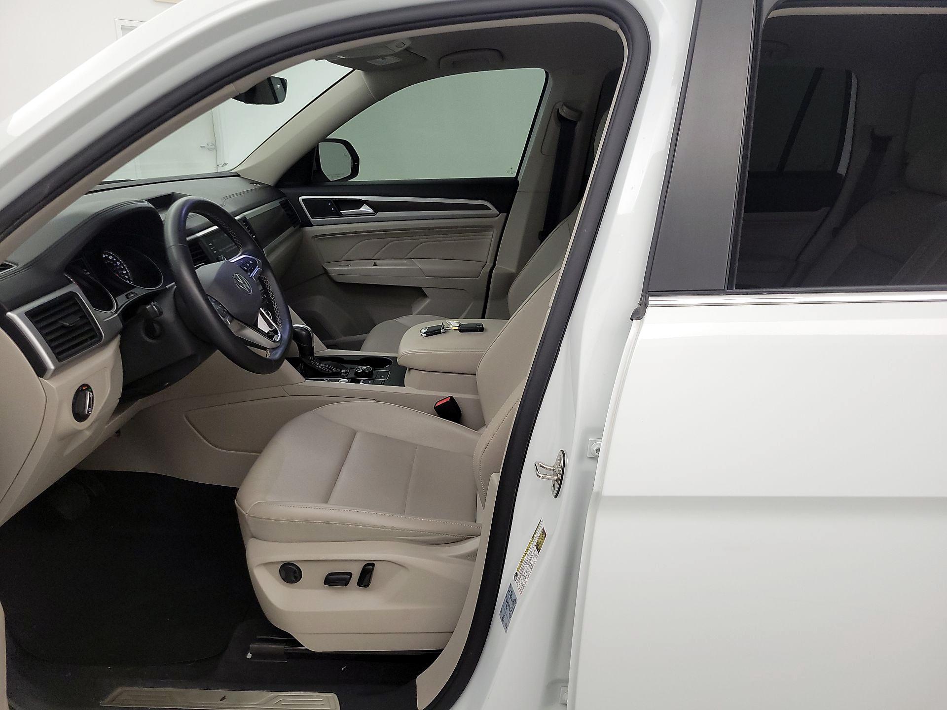 Thumbnail: 2021 Volkswagen Atlas - 11