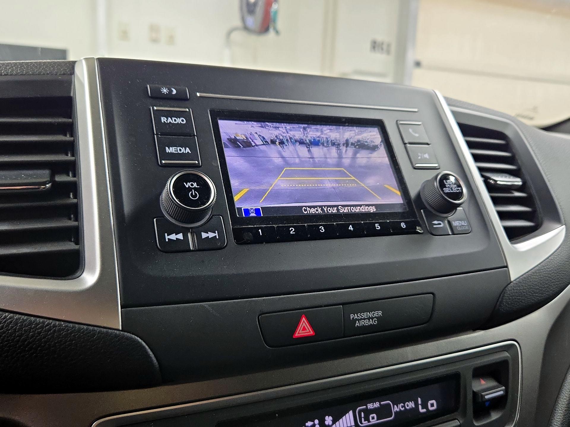 Thumbnail: 2019 Honda Passport - 14