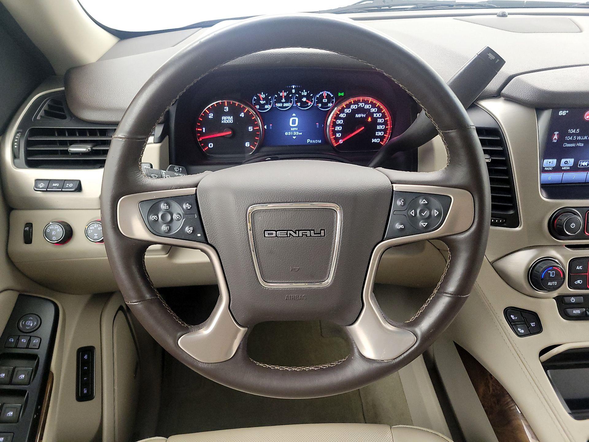 Thumbnail: 2016 GMC Yukon XL - 10