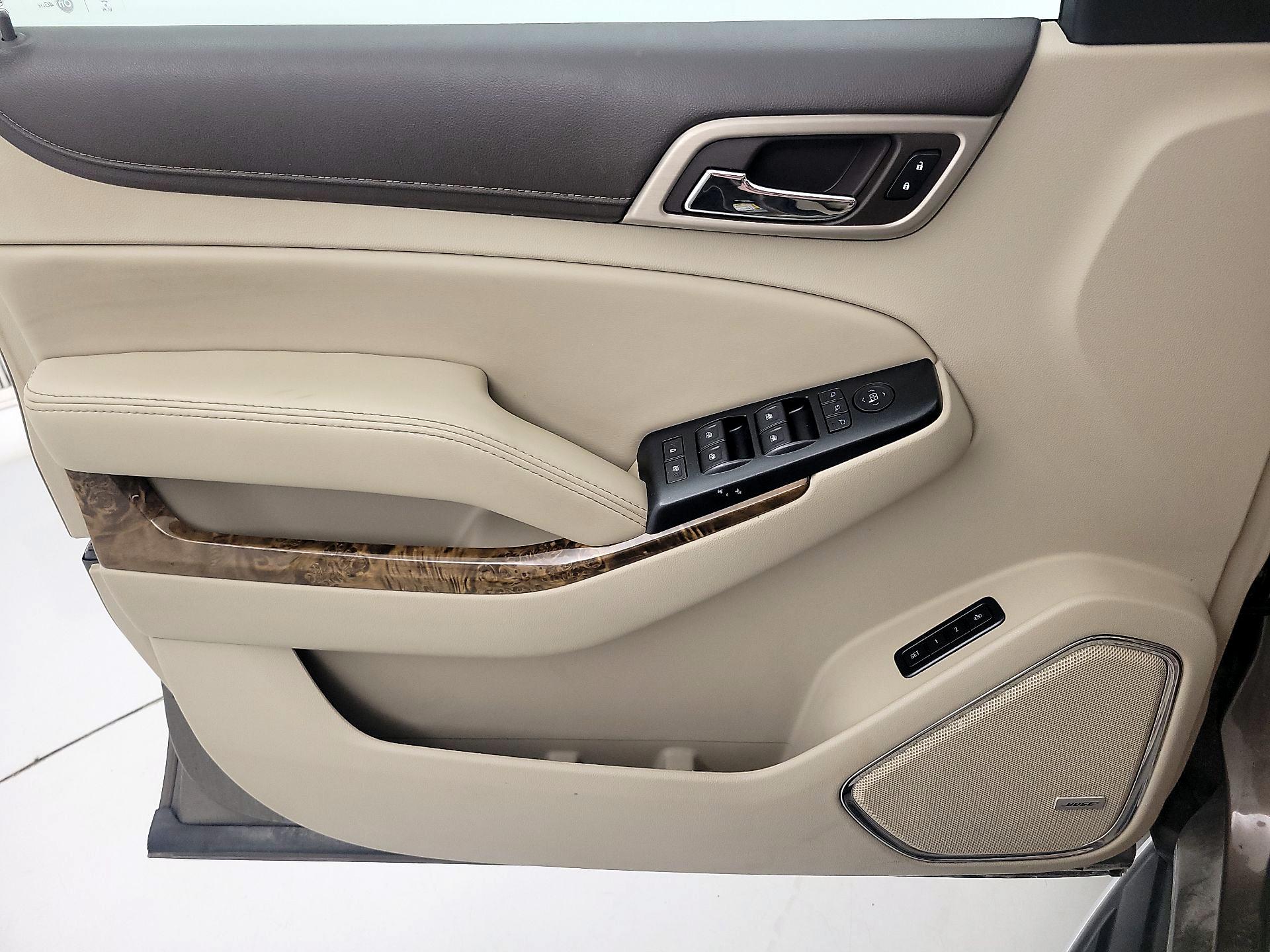 Thumbnail: 2016 GMC Yukon XL - 12