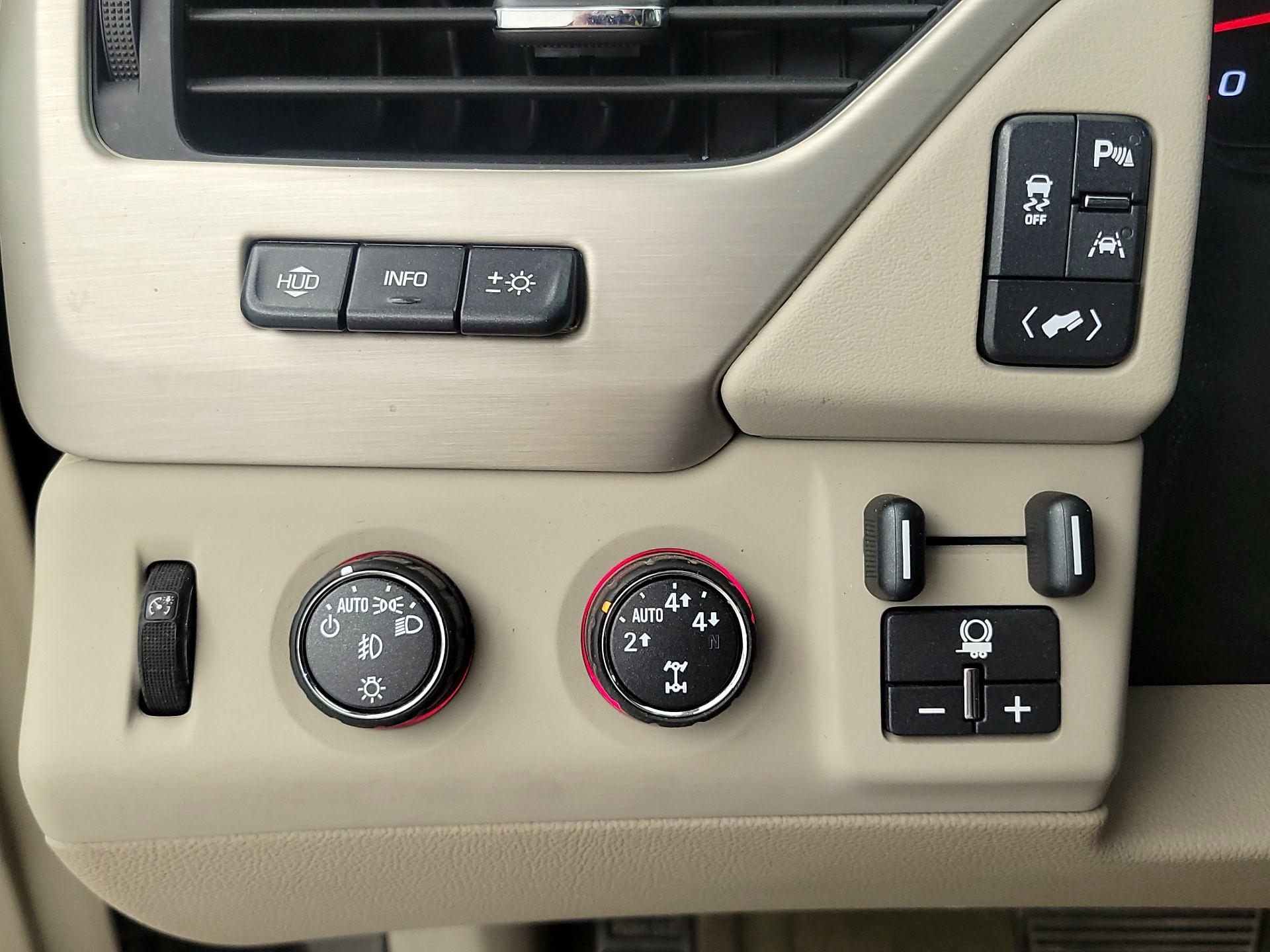 Thumbnail: 2016 GMC Yukon XL - 13