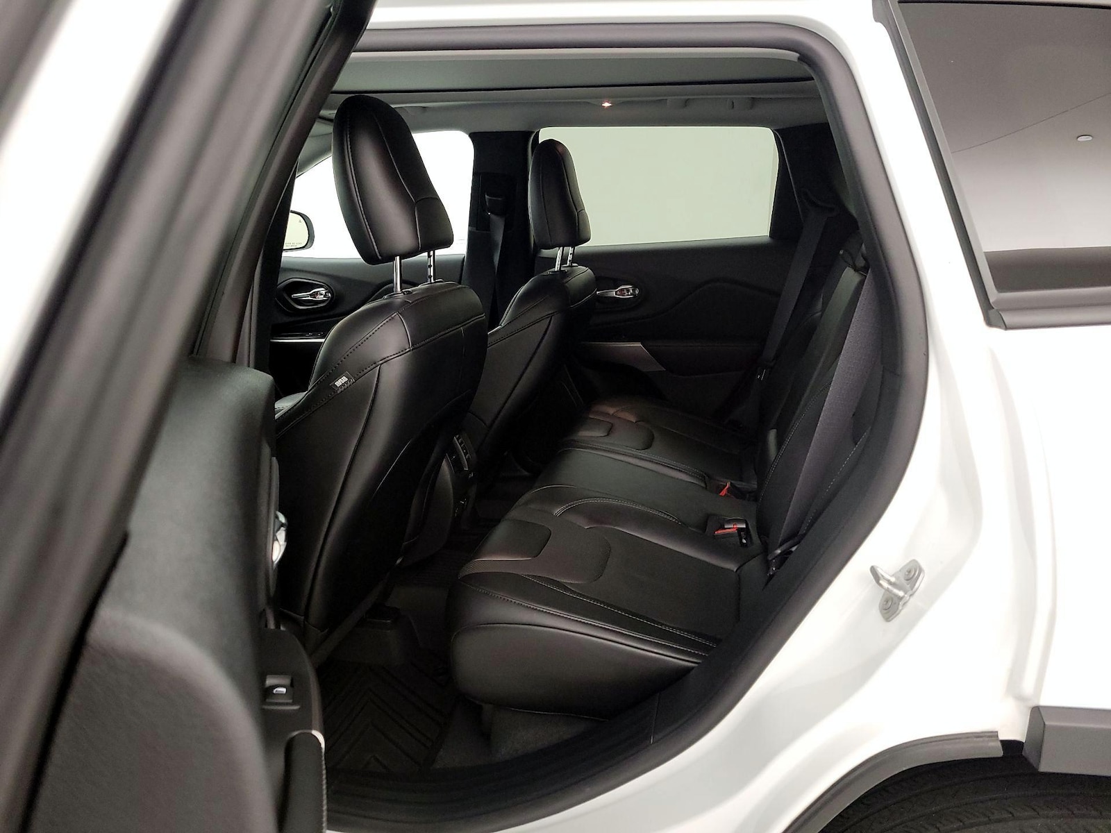 2022 Jeep Cherokee Limited - Photo 19