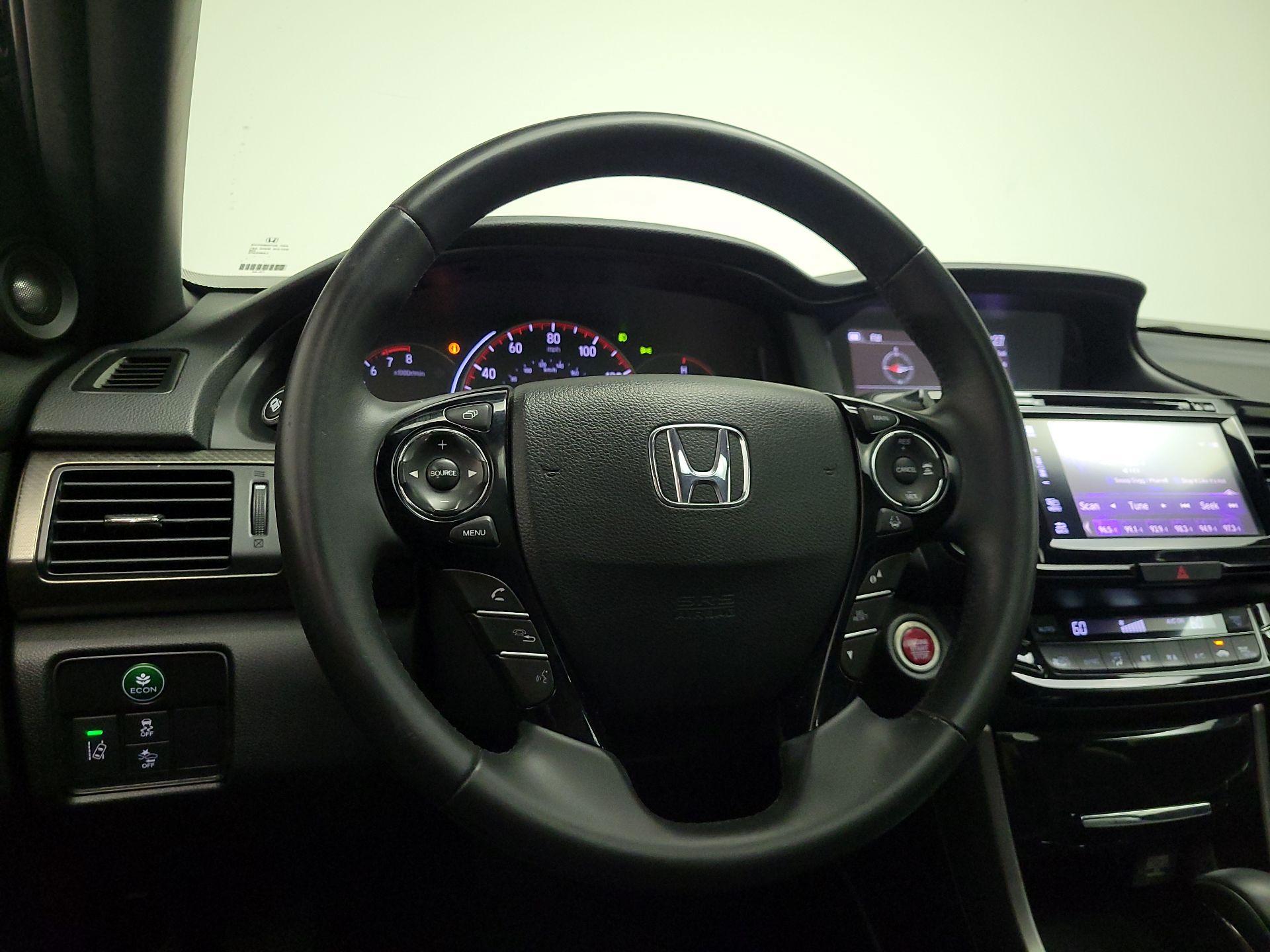Thumbnail: 2016 Honda Accord - 9