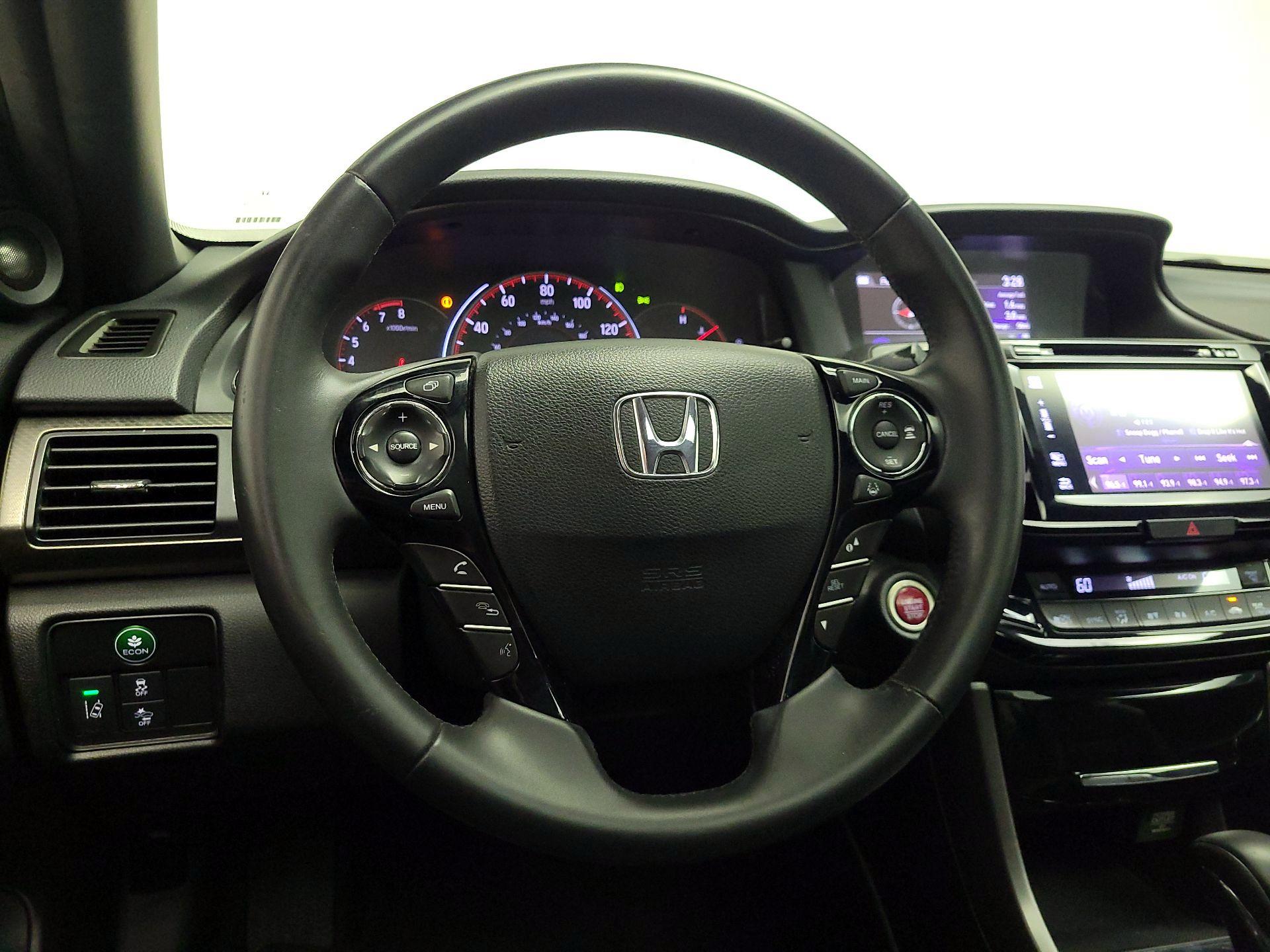Thumbnail: 2016 Honda Accord - 10
