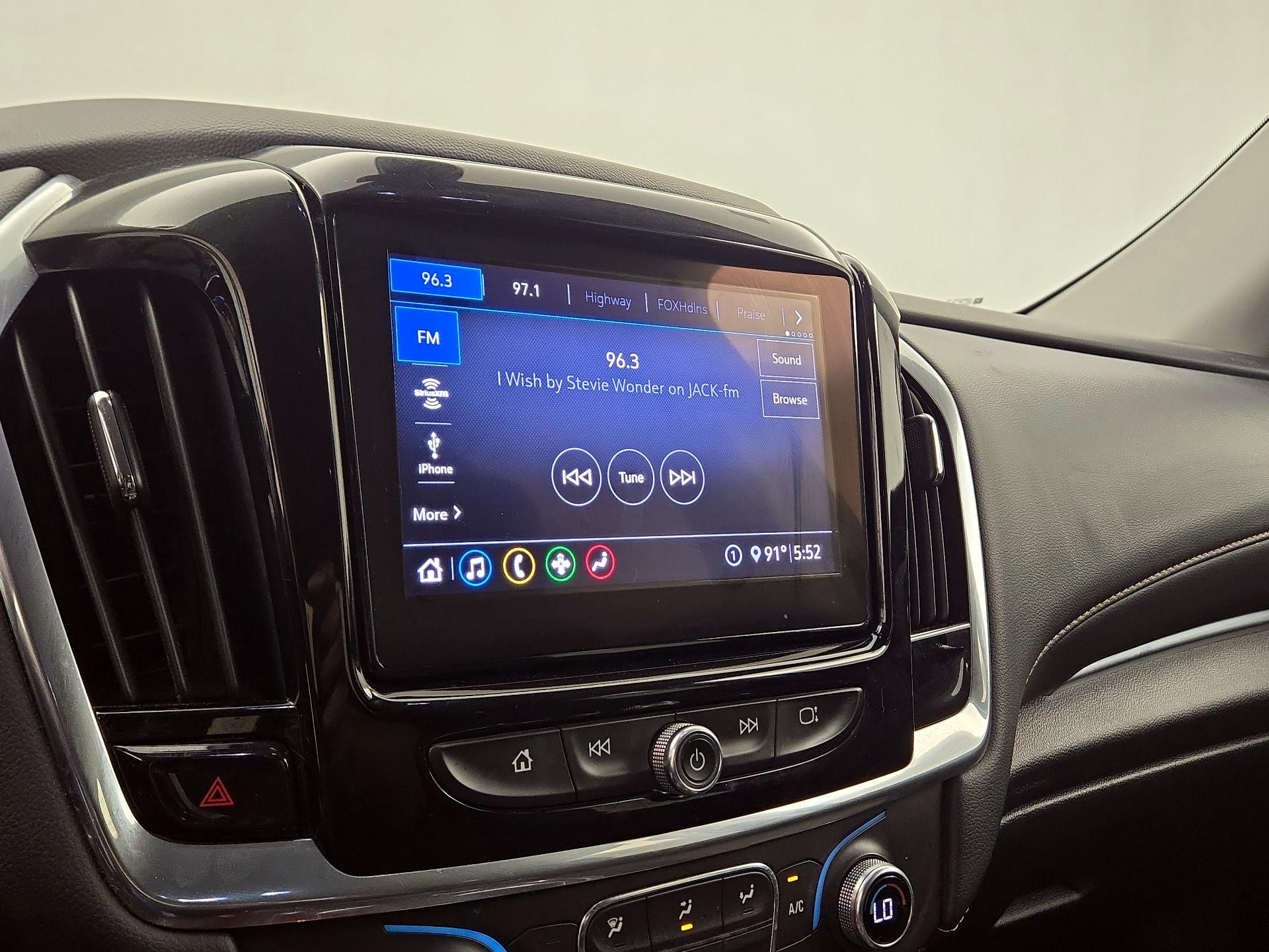 Thumbnail: 2021 Chevrolet Traverse - 13