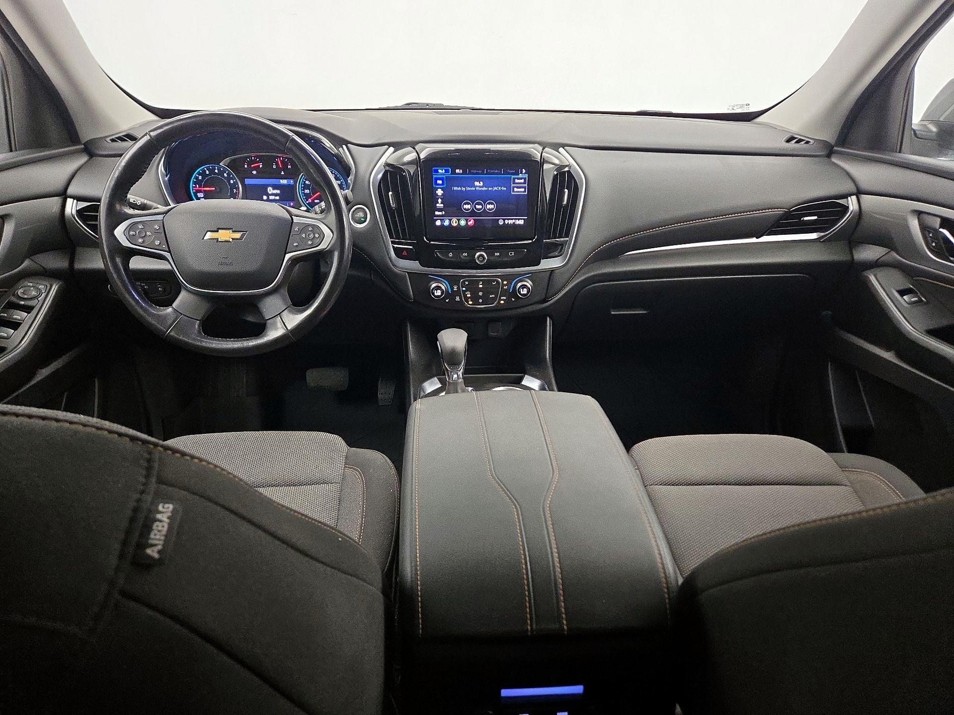 Thumbnail: 2021 Chevrolet Traverse - 8