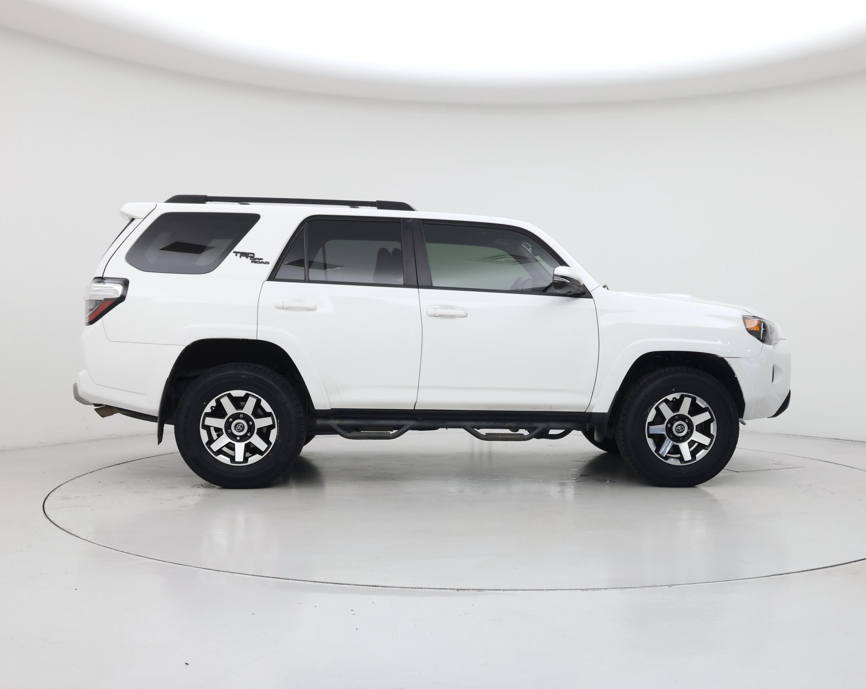 Thumbnail: 2020 Toyota 4Runner - 7