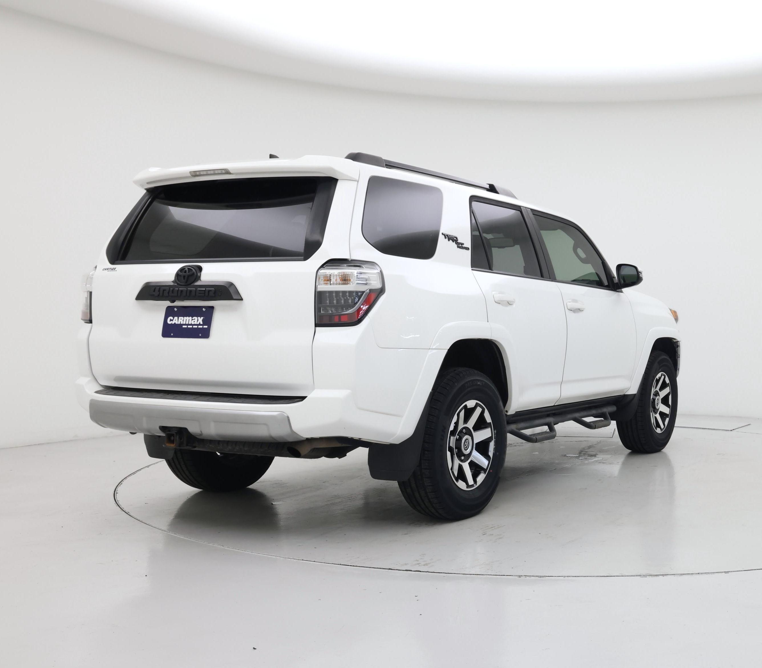 Thumbnail: 2020 Toyota 4Runner - 8