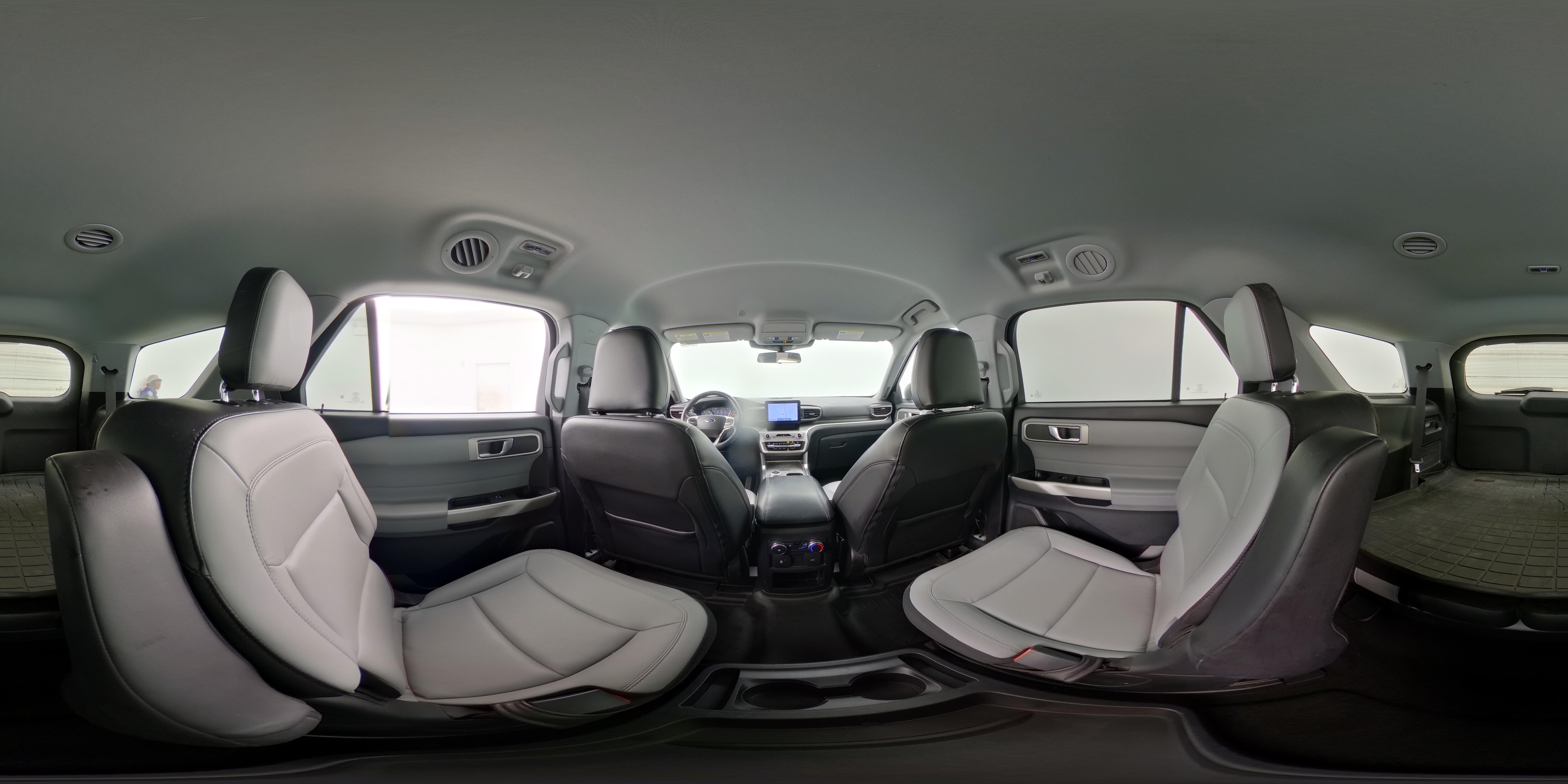 2021 Ford Explorer XLT - Photo 28