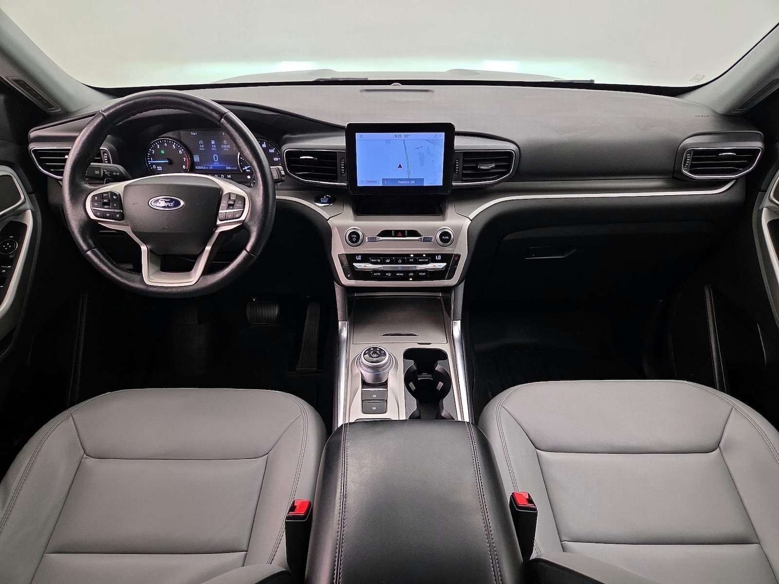 2021 Ford Explorer XLT - Photo 10