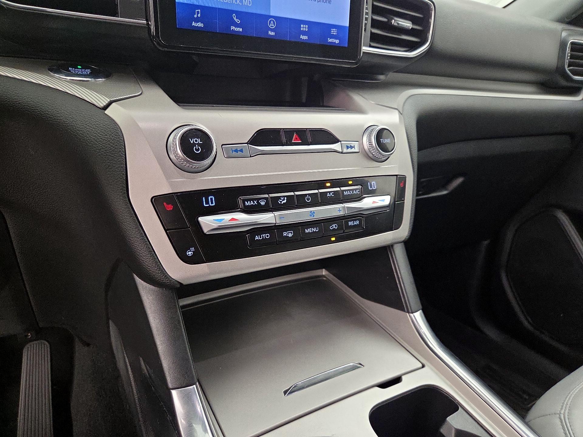 Thumbnail: 2021 Ford Explorer - 17