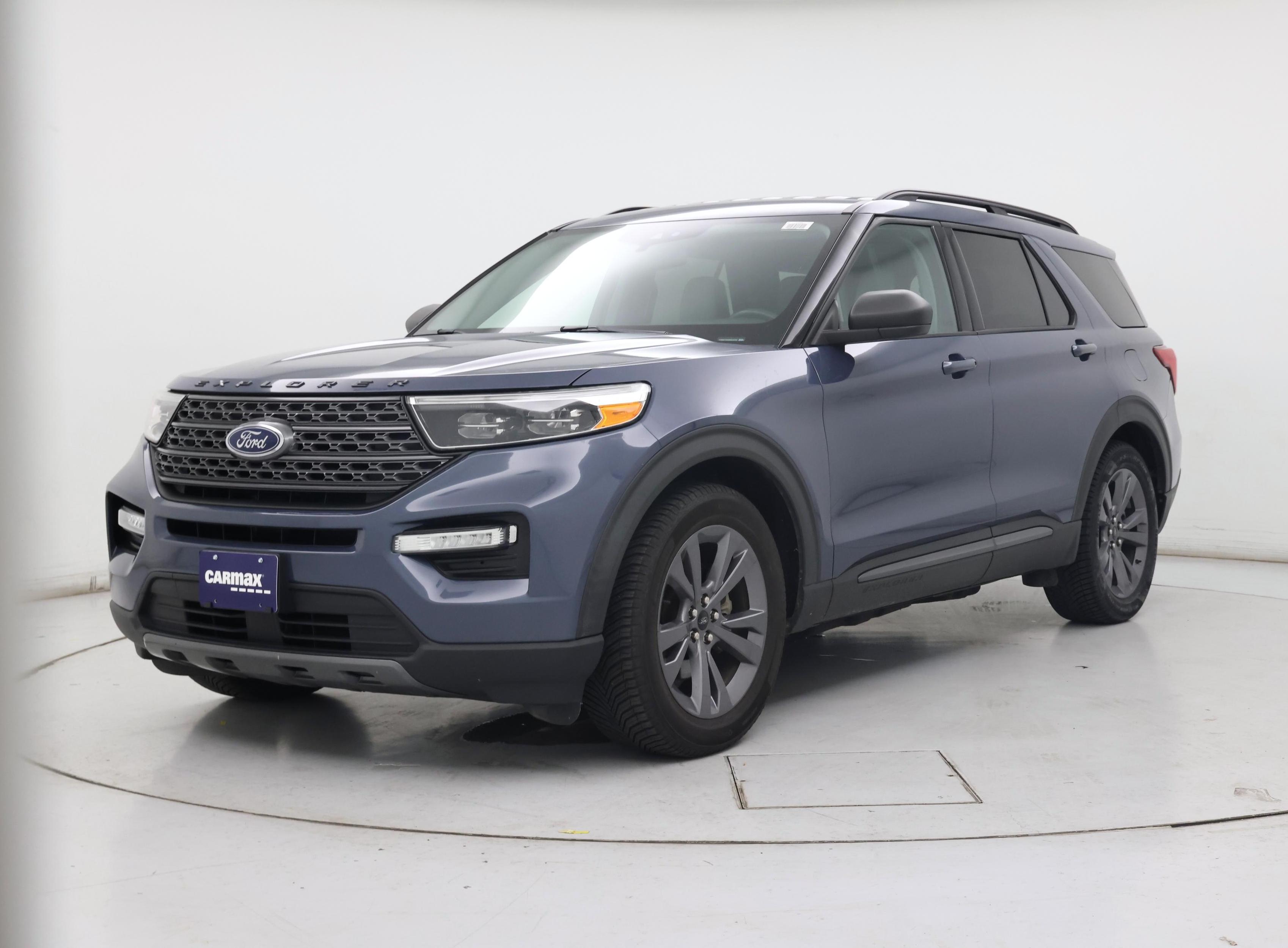 Thumbnail: 2021 Ford Explorer - 4