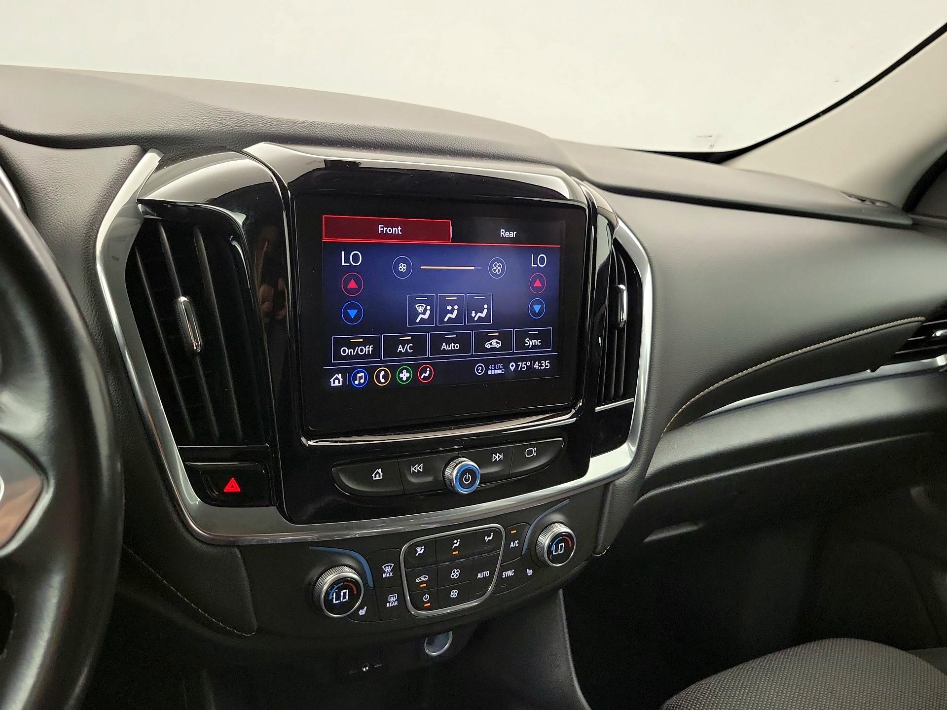 Thumbnail: 2020 Chevrolet Traverse - 16