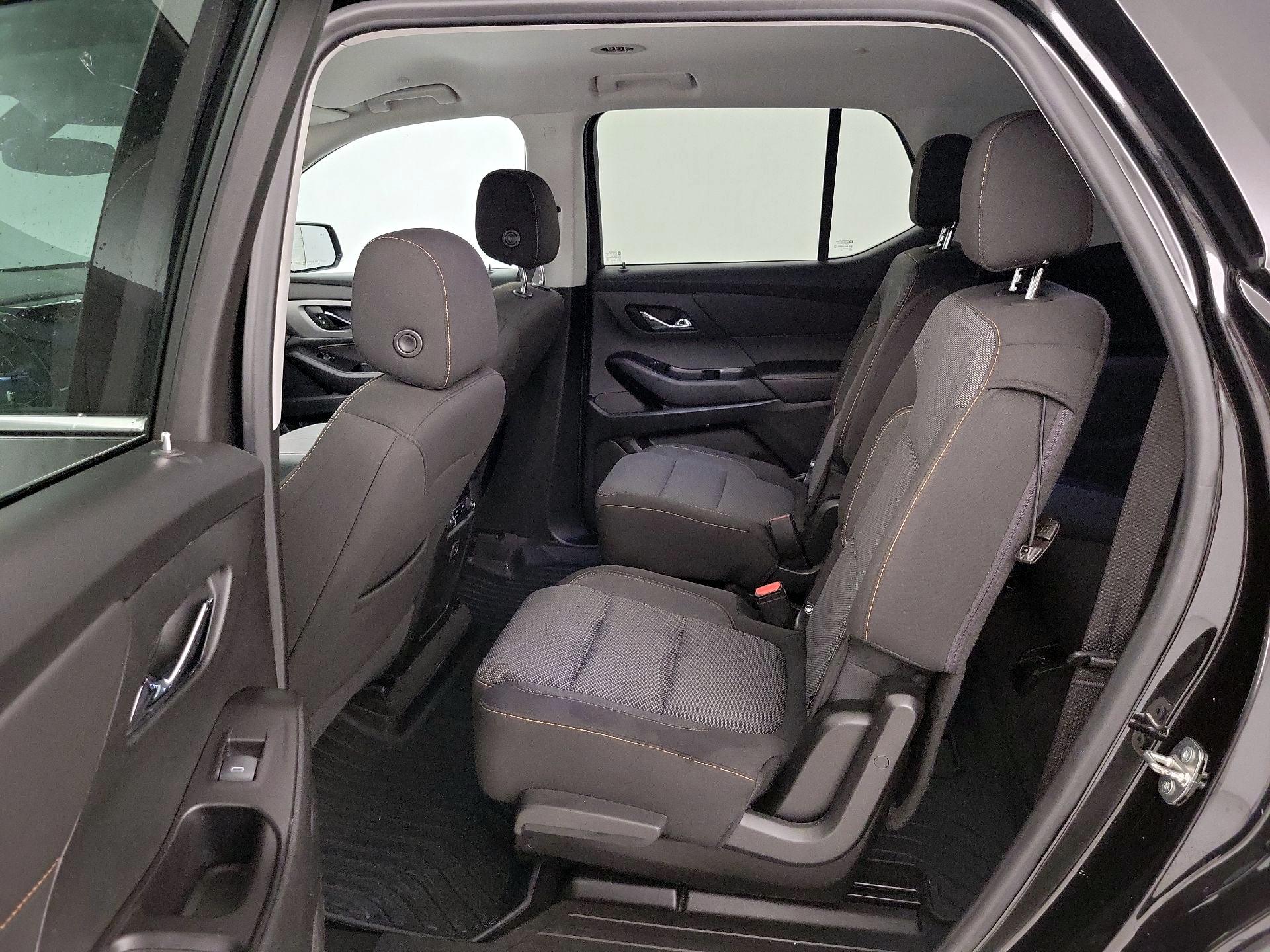Thumbnail: 2020 Chevrolet Traverse - 19