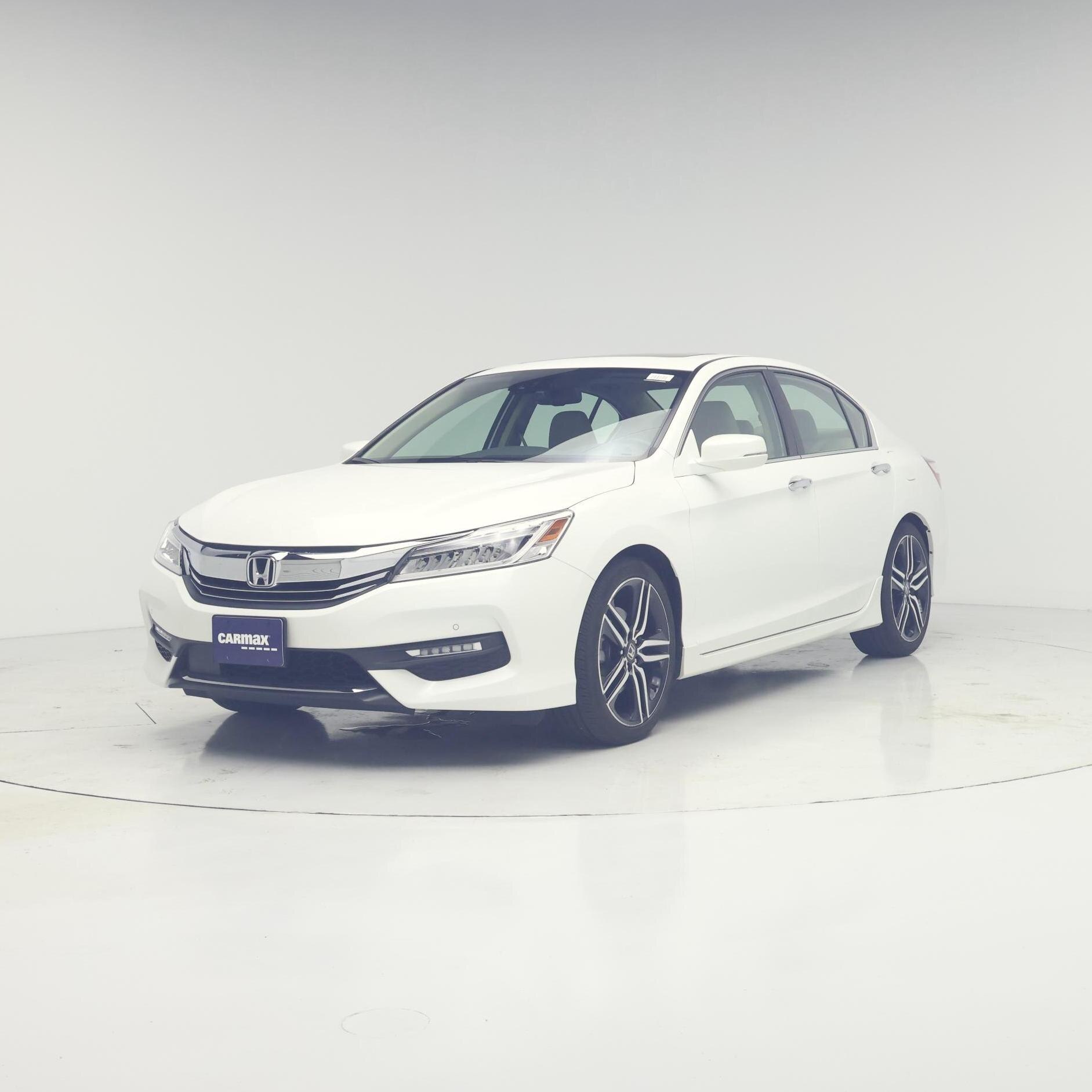 Thumbnail: 2016 Honda Accord - 4