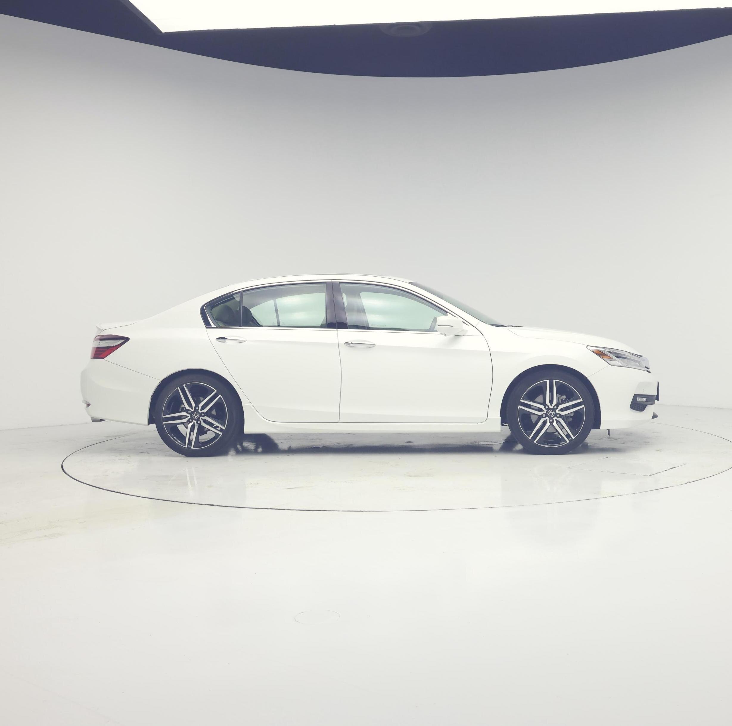 Thumbnail: 2016 Honda Accord - 7