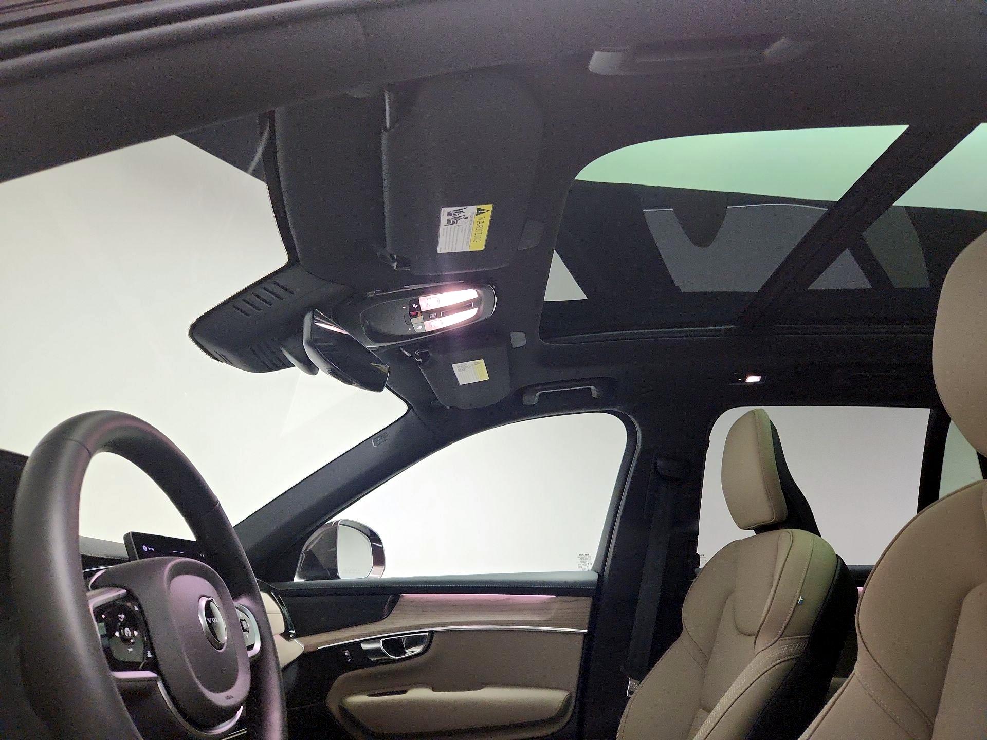 Thumbnail: 2025 Volvo XC90 - 20