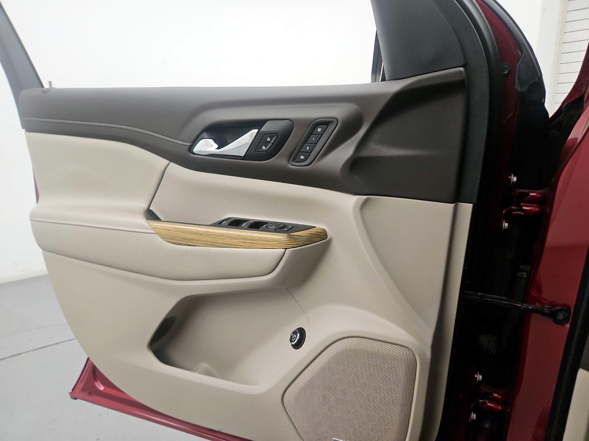 Thumbnail: 2019 GMC Acadia - 12