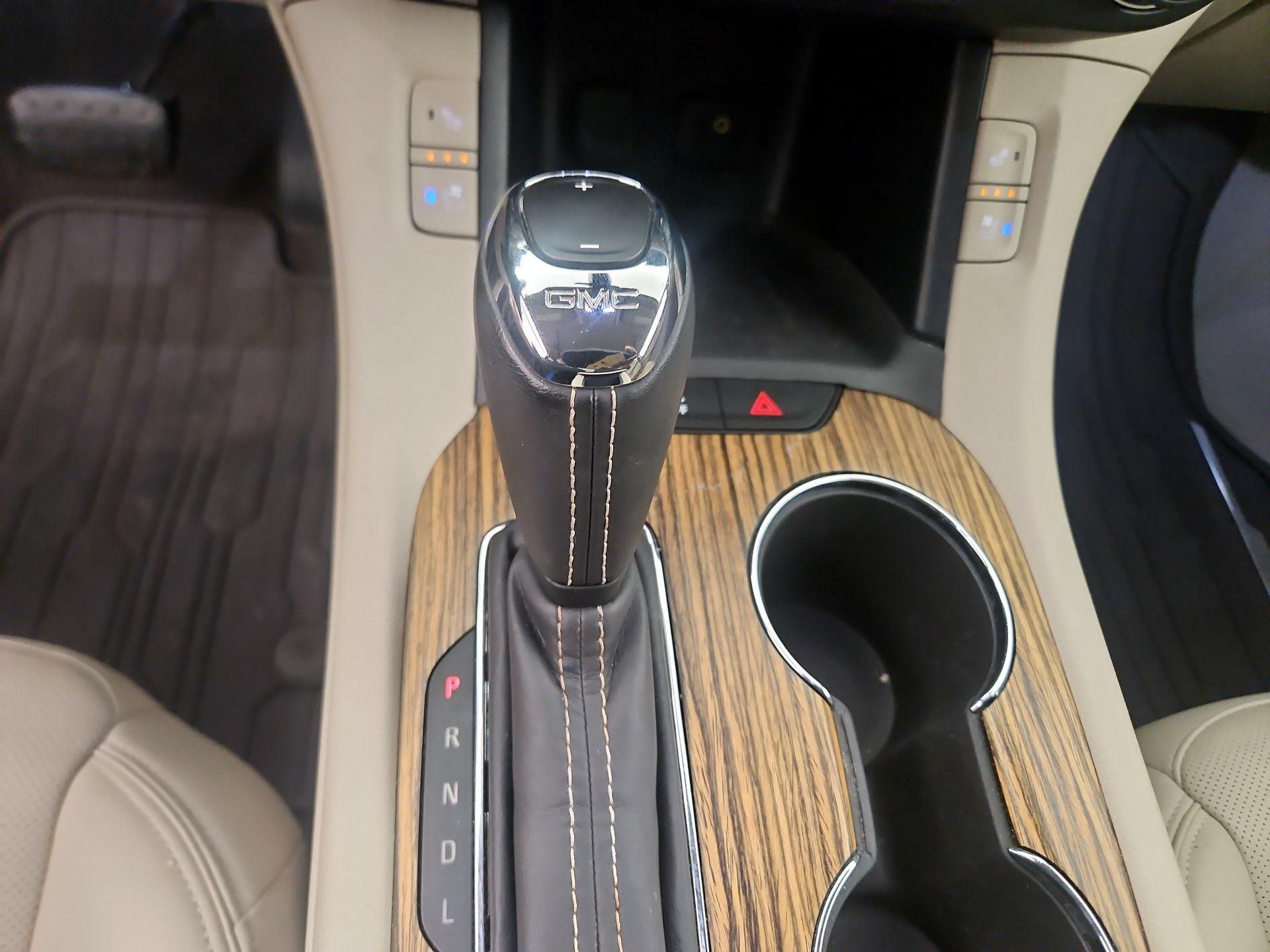 Thumbnail: 2019 GMC Acadia - 17