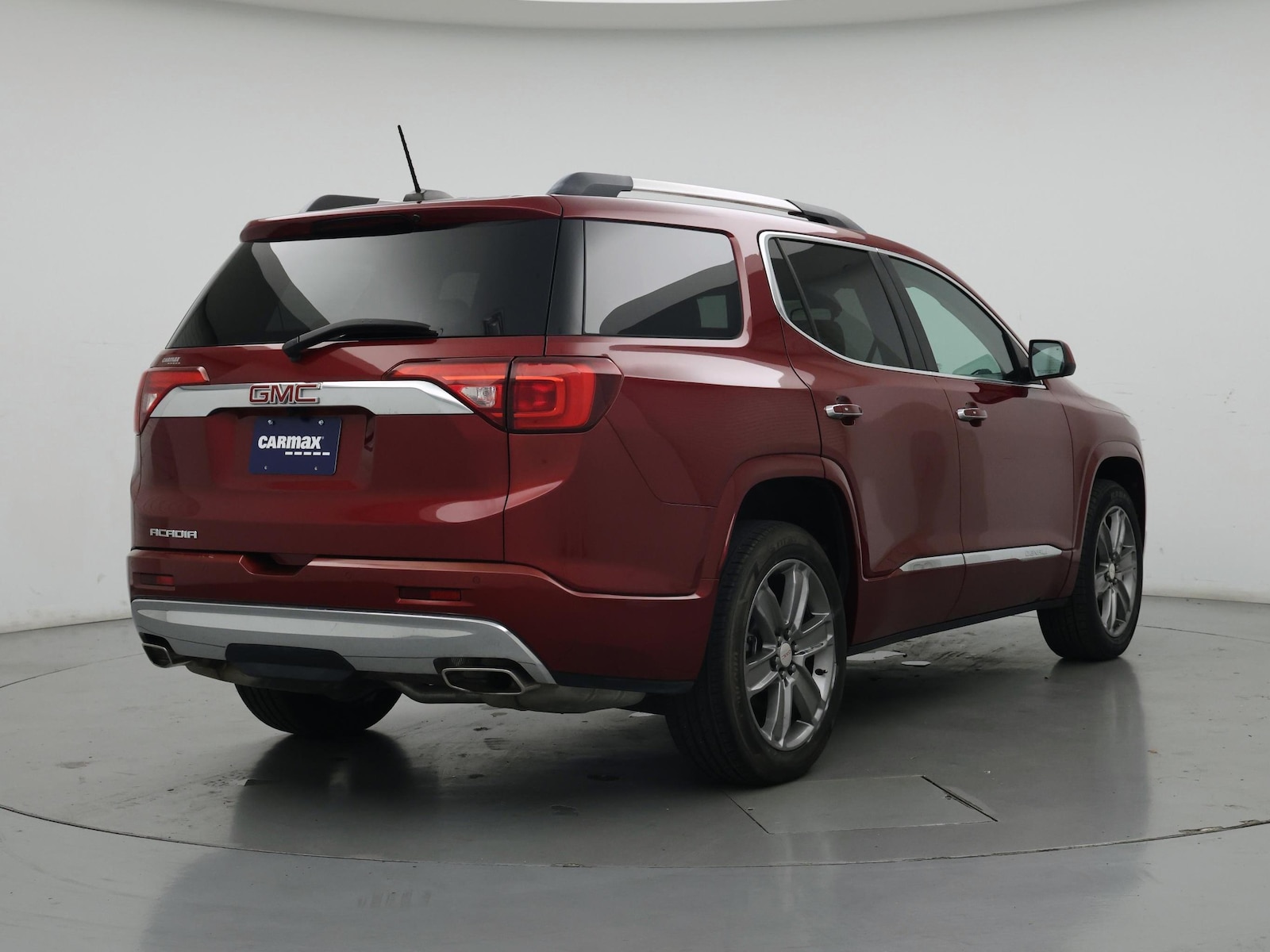 2019 GMC Acadia Denali - Photo 9