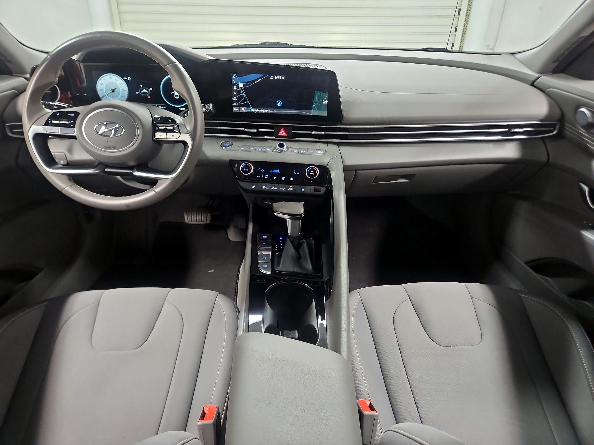 Thumbnail: 2023 Hyundai Elantra - 9