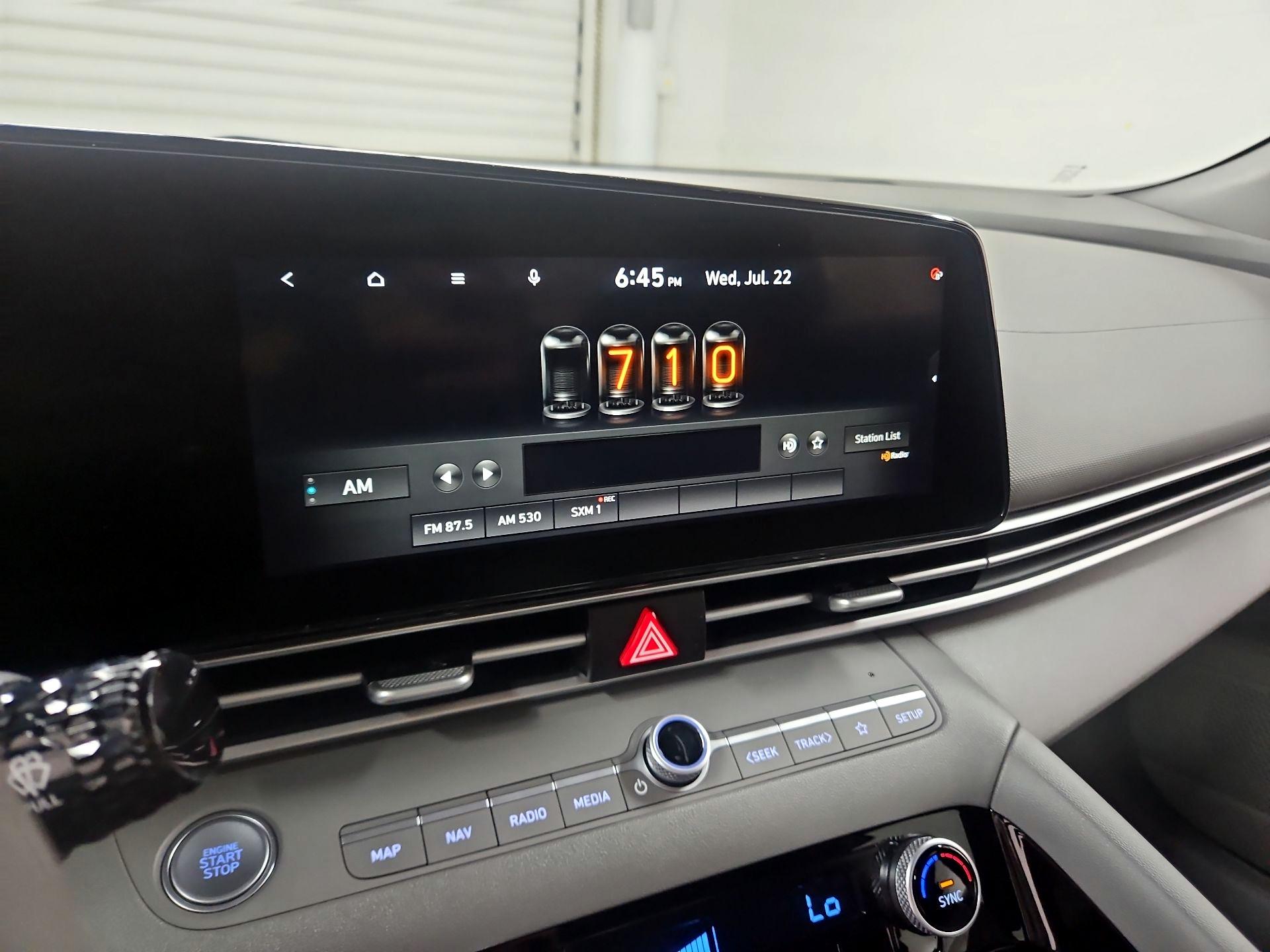 Thumbnail: 2023 Hyundai Elantra - 16
