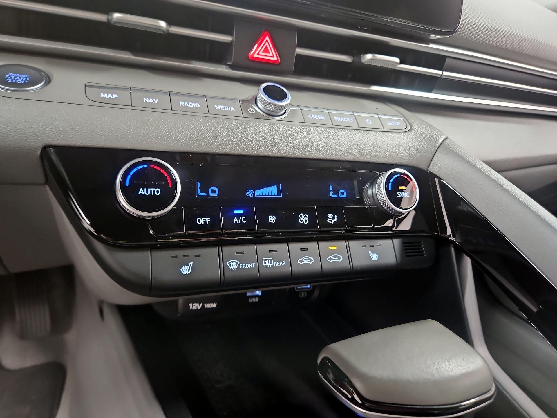 Thumbnail: 2023 Hyundai Elantra - 17