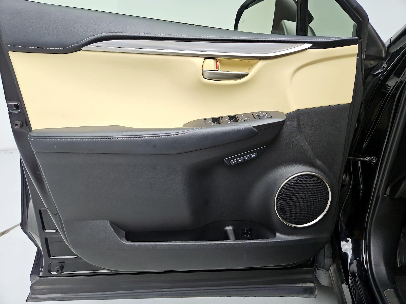 2015 Lexus NX 200t - Photo 13
