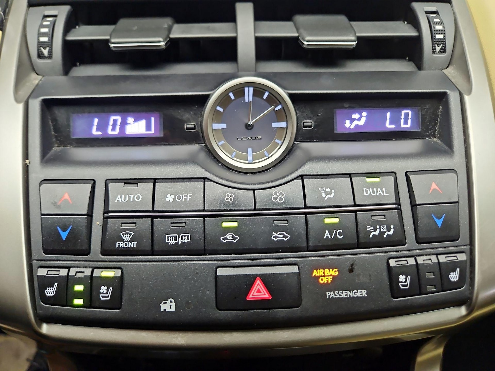 2015 Lexus NX 200t - Photo 18