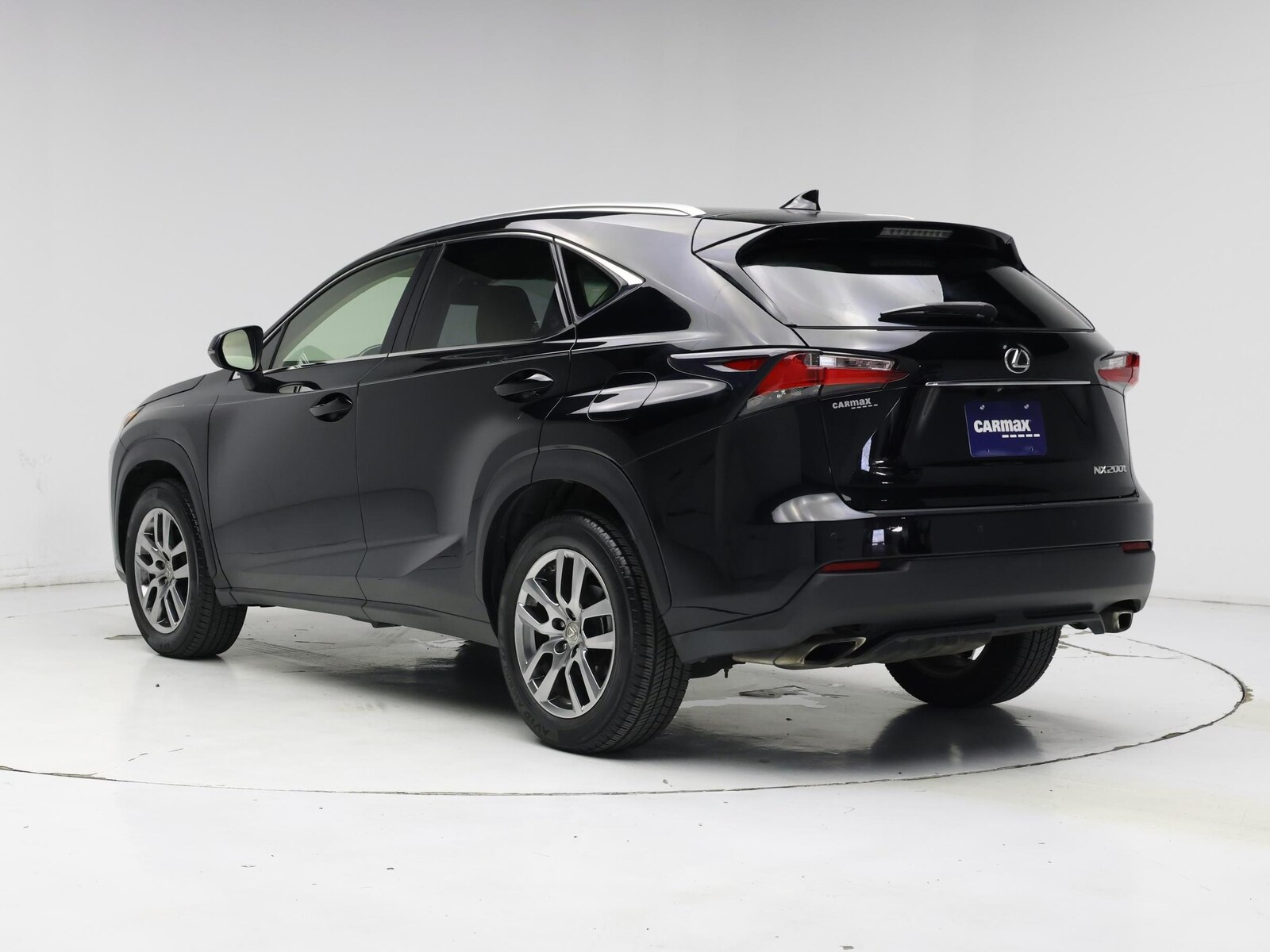 2015 Lexus NX 200t - Photo 3