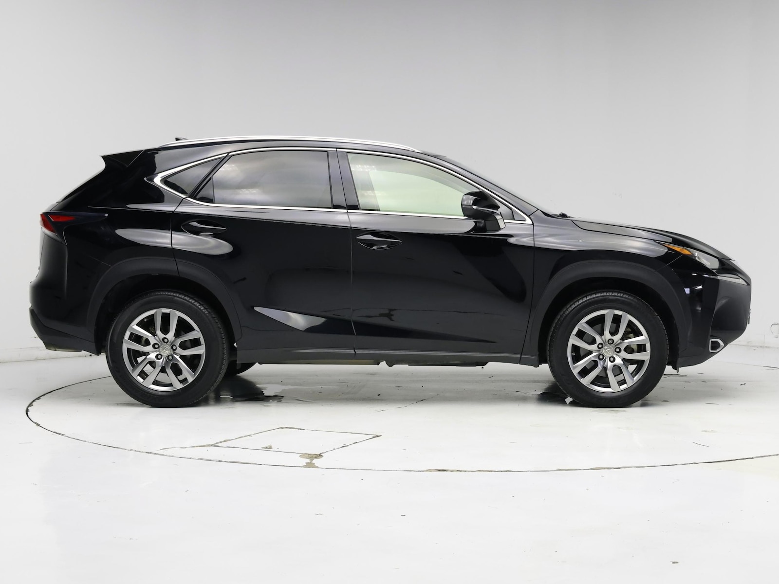 2015 Lexus NX 200t - Photo 8