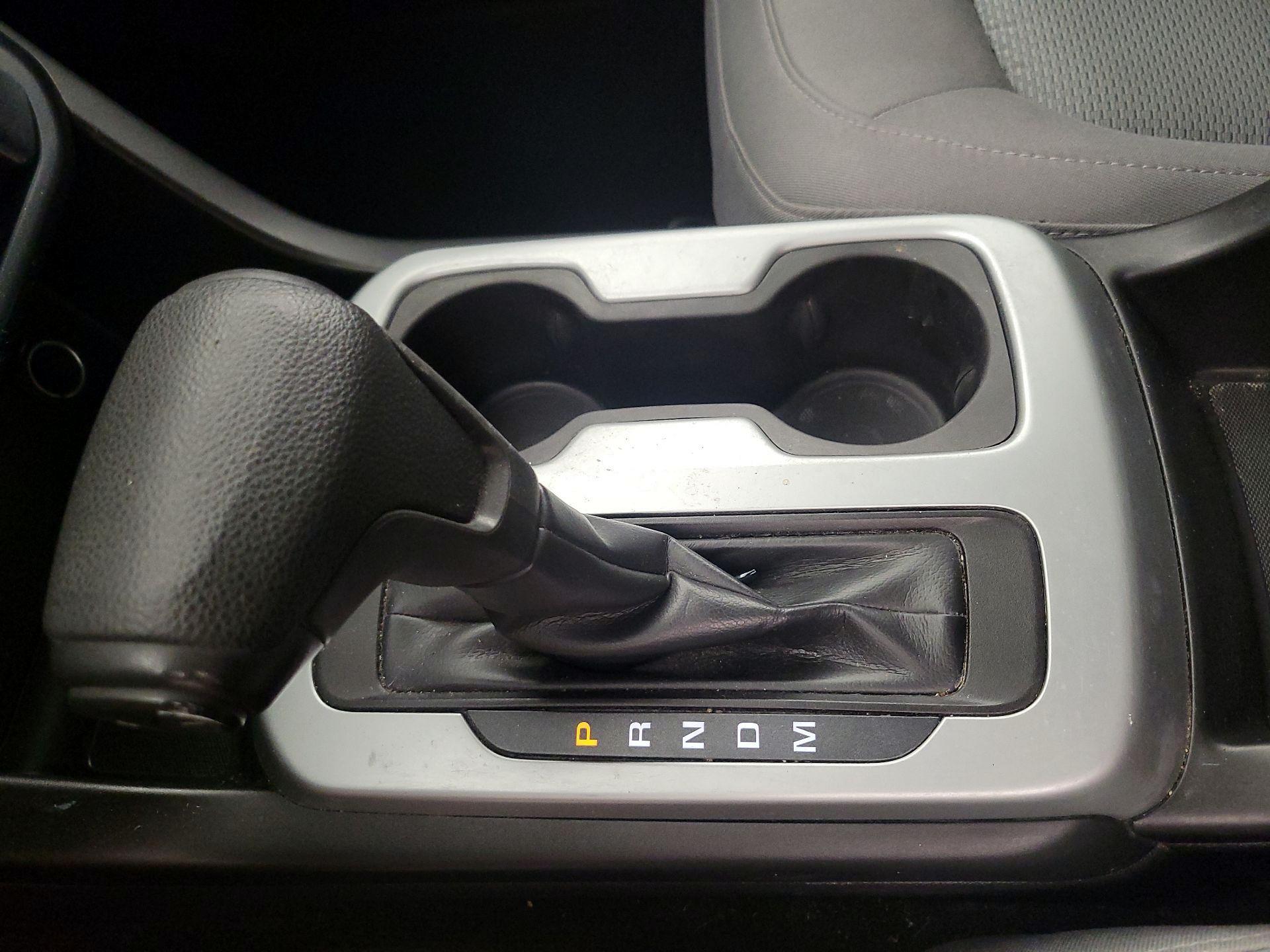 Thumbnail: 2015 Chevrolet Colorado - 17