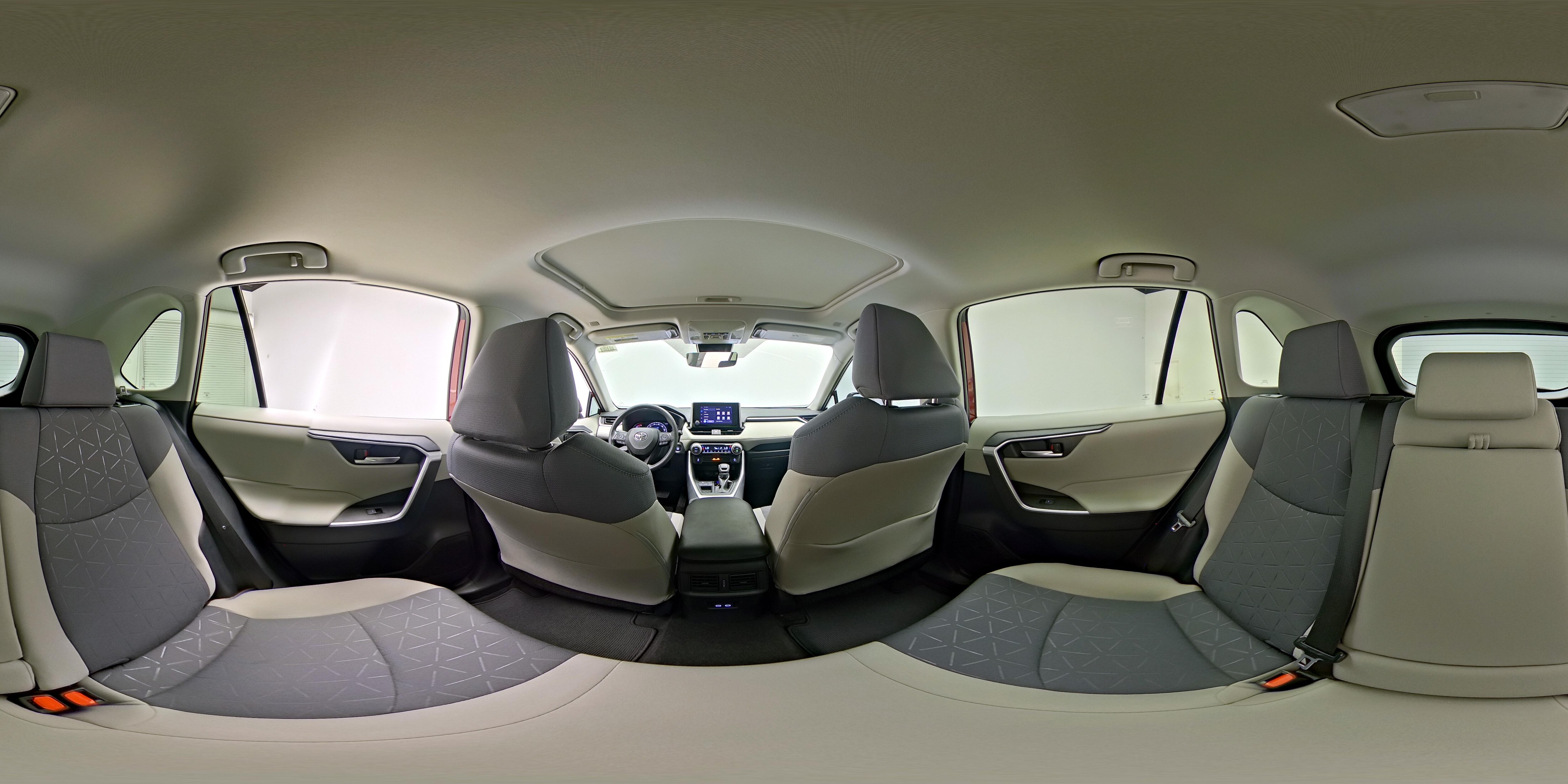 2025 Toyota RAV4 XLE - Photo 22