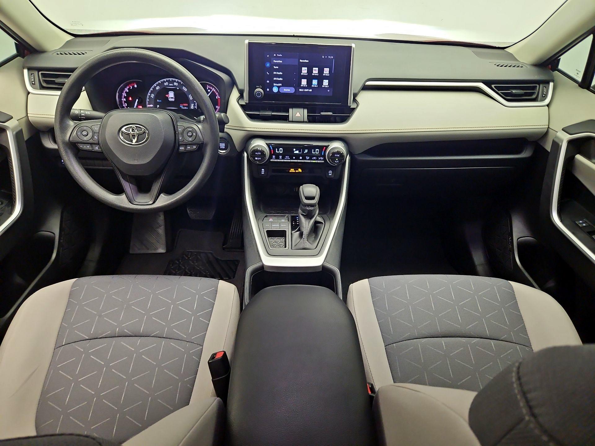 Thumbnail: 2025 Toyota RAV4 - 9
