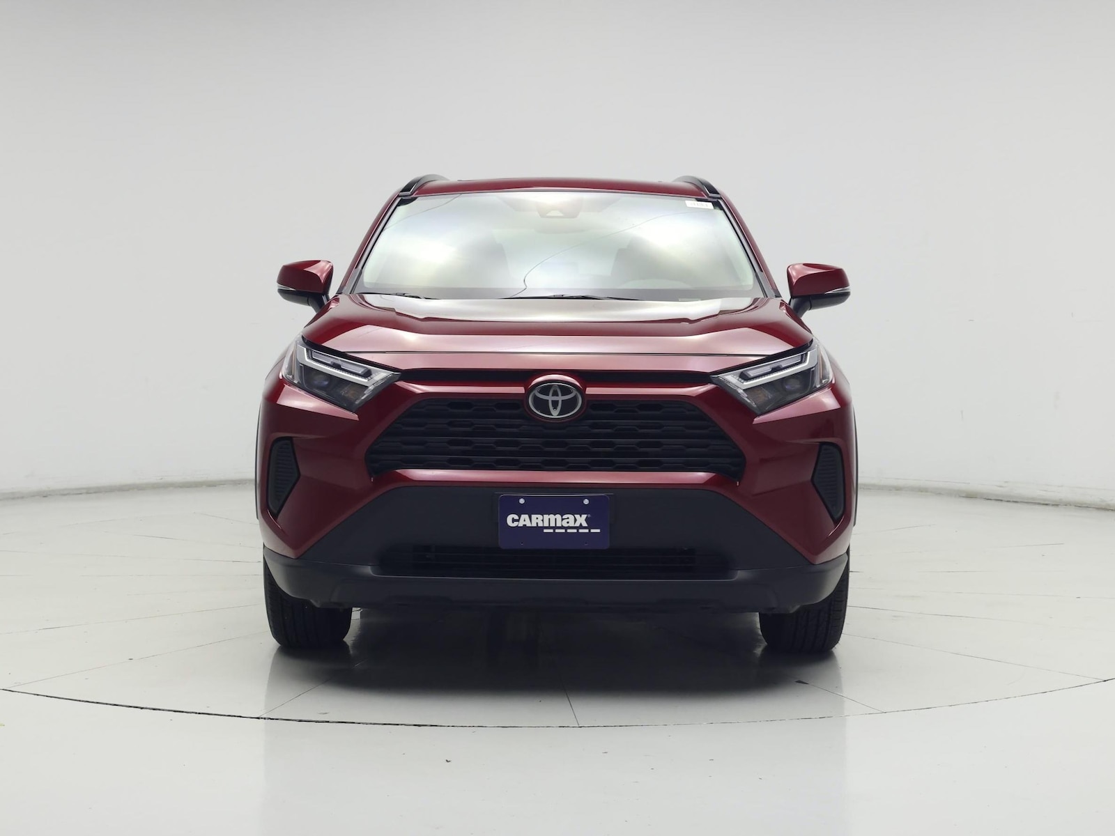 2025 Toyota RAV4 XLE - Photo 6