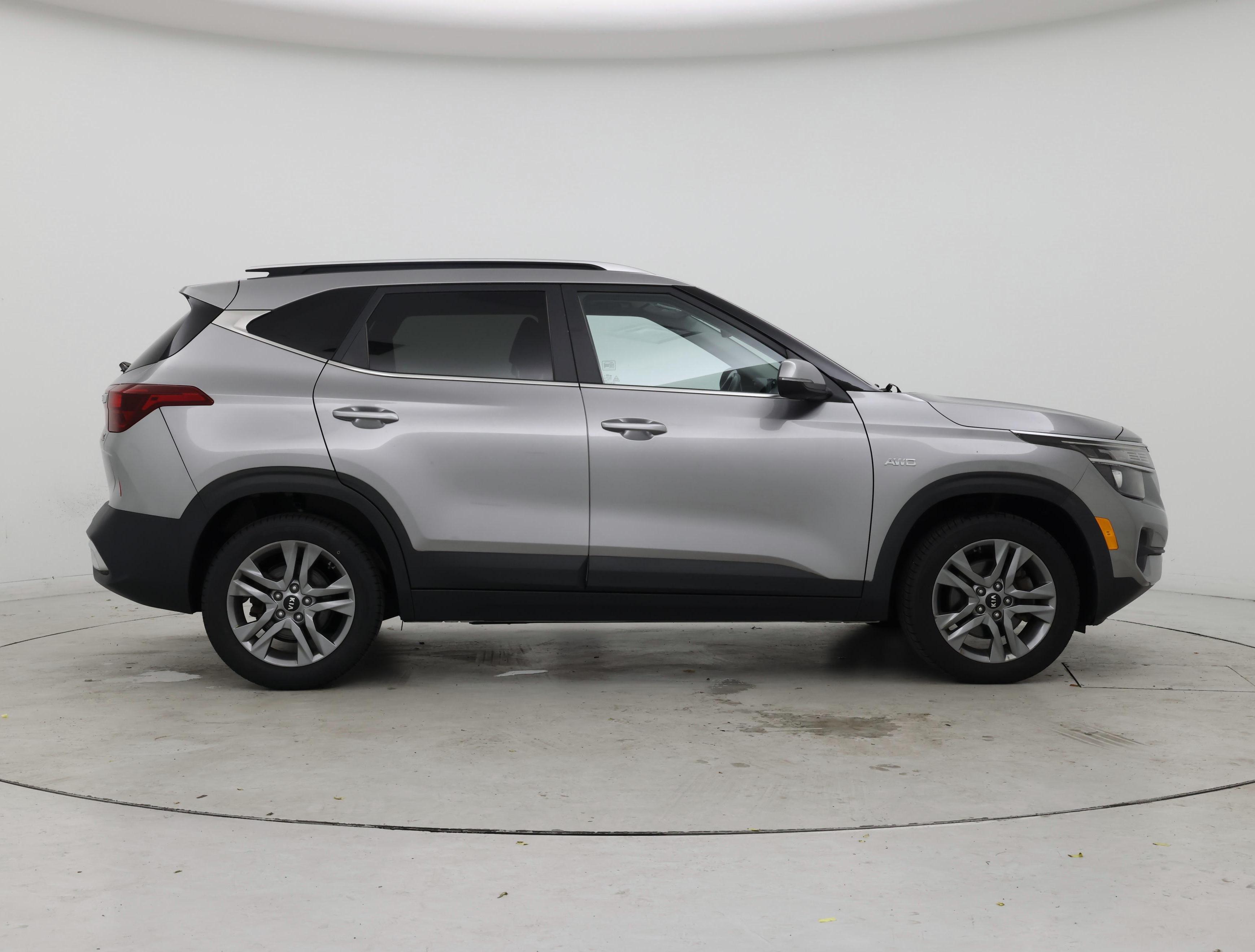 Thumbnail: 2021 Kia Seltos - 7