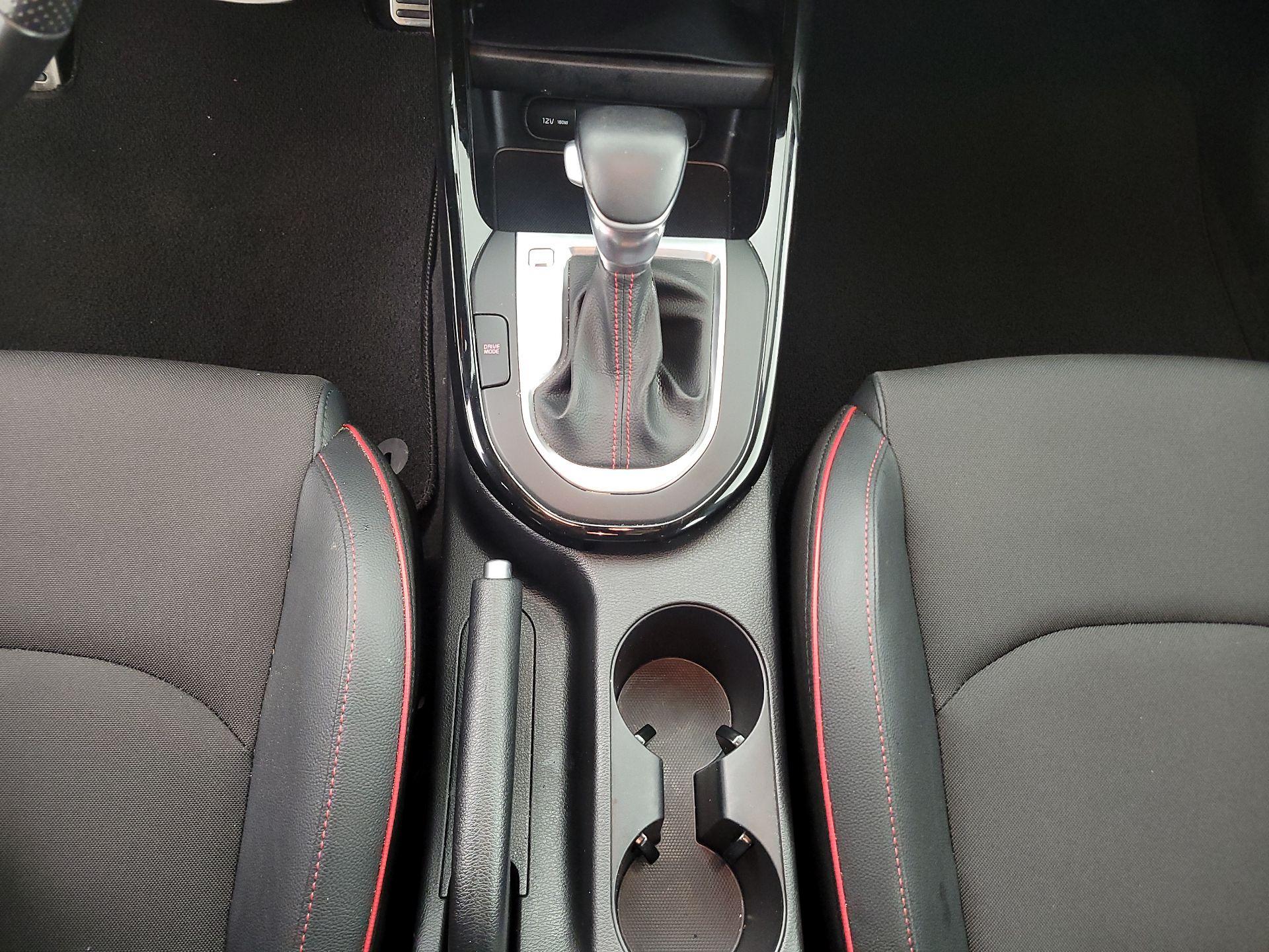 Thumbnail: 2020 Kia Forte - 17