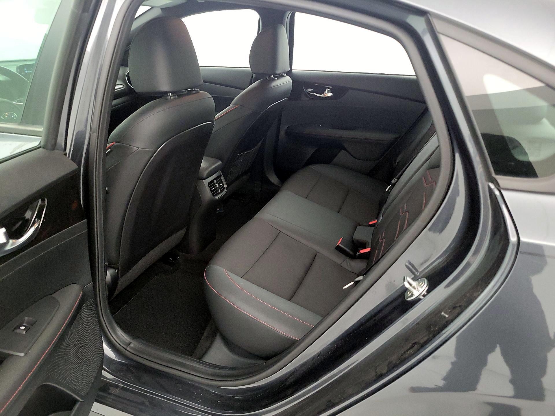 Thumbnail: 2020 Kia Forte - 19