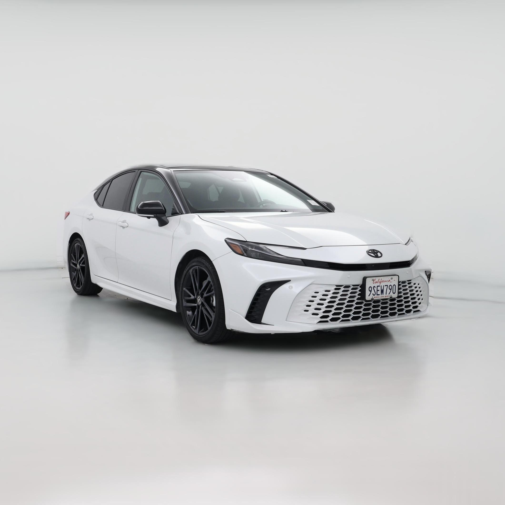 Thumbnail: 2025 Toyota Camry - 1