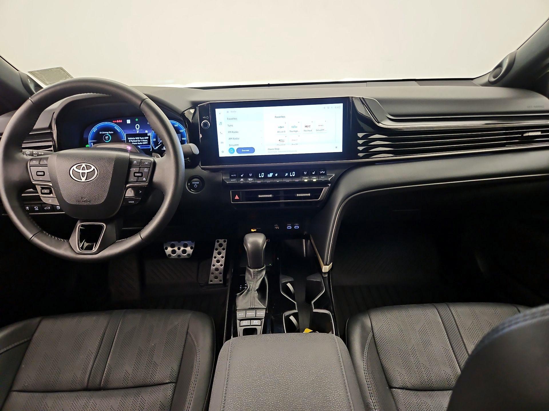 Thumbnail: 2025 Toyota Camry - 9