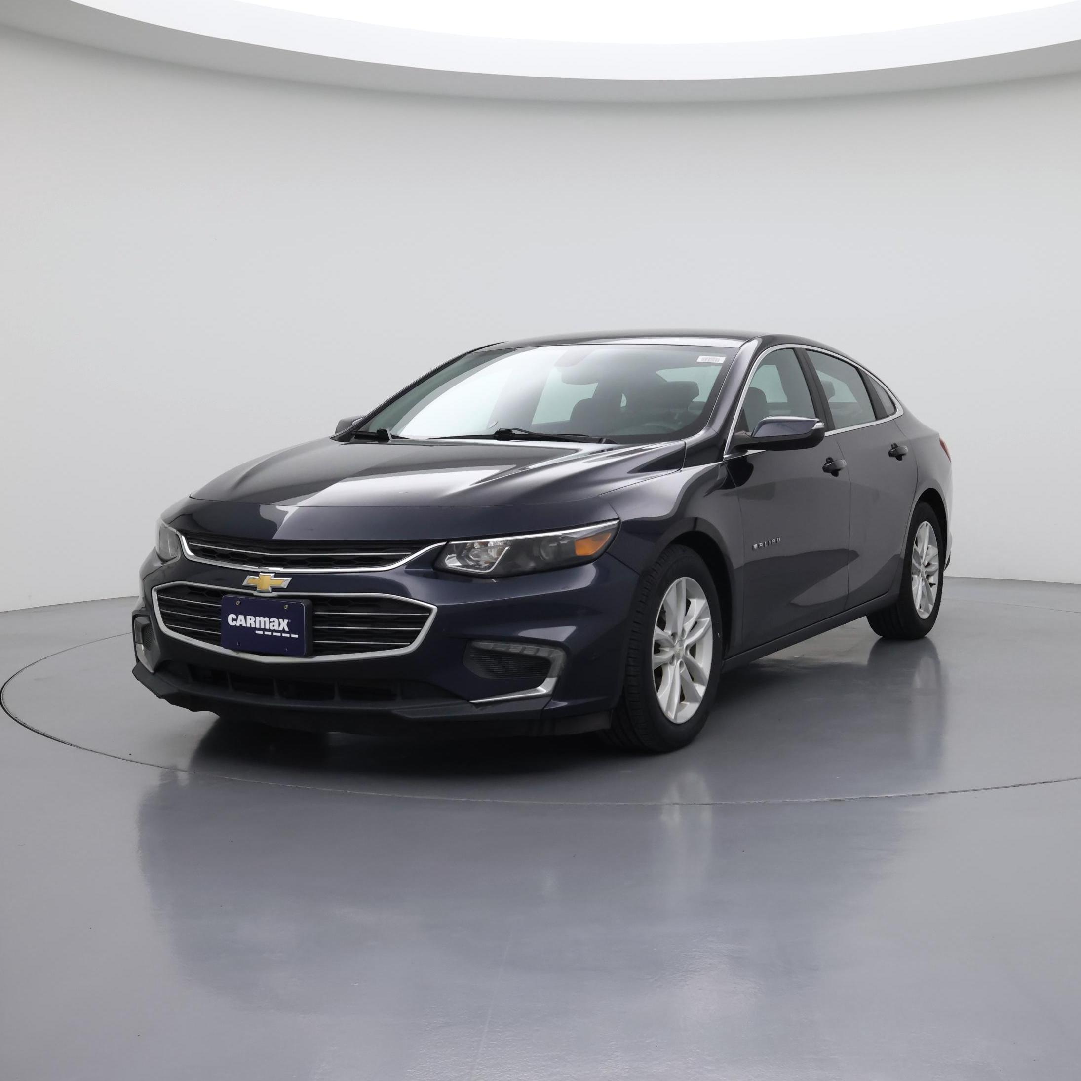 Thumbnail: 2017 Chevrolet Malibu - 4