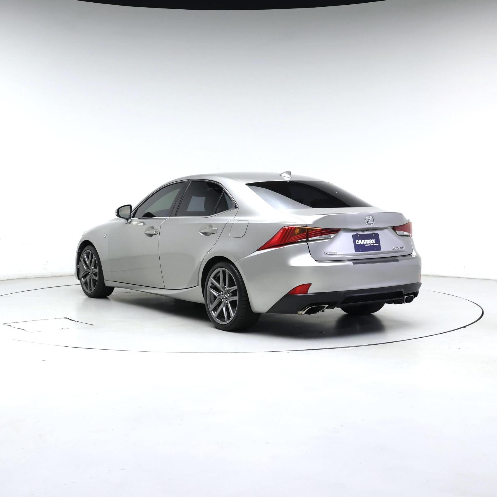 Thumbnail: 2017 Lexus IS - 2