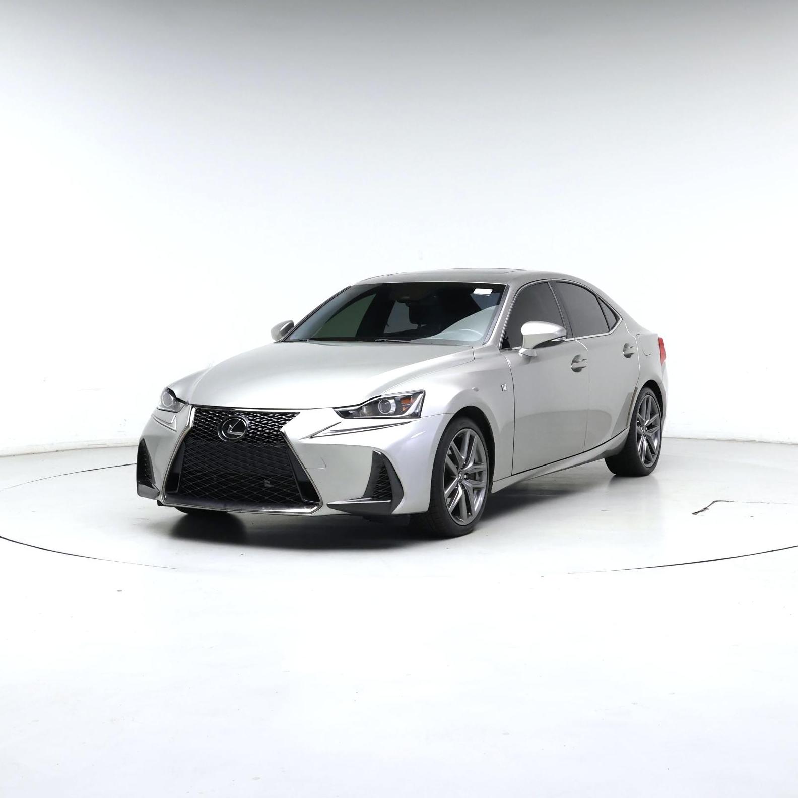 Thumbnail: 2017 Lexus IS - 4