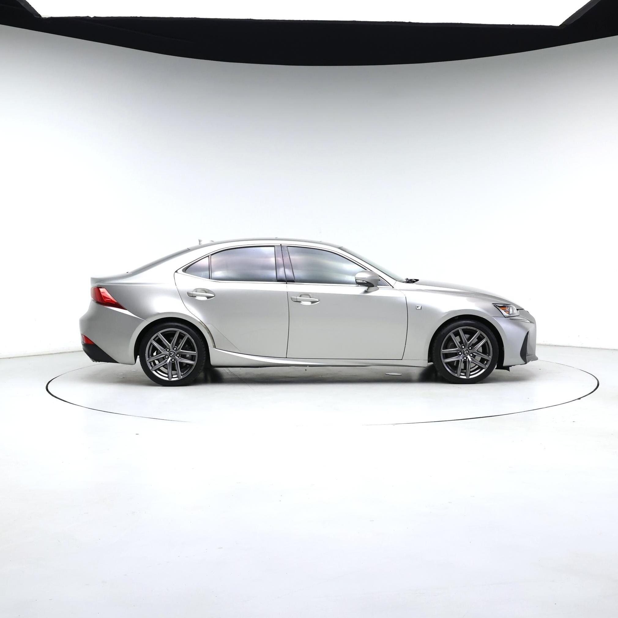 Thumbnail: 2017 Lexus IS - 7