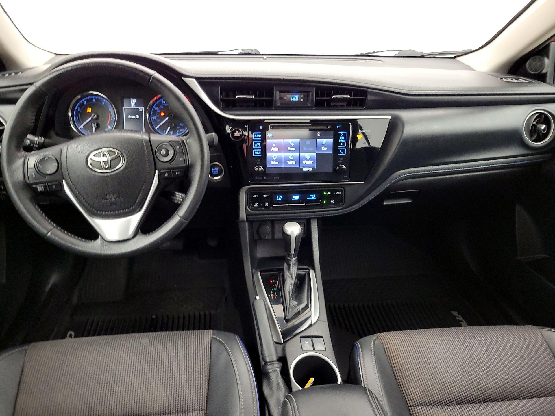 Thumbnail: 2017 Toyota Corolla - 9