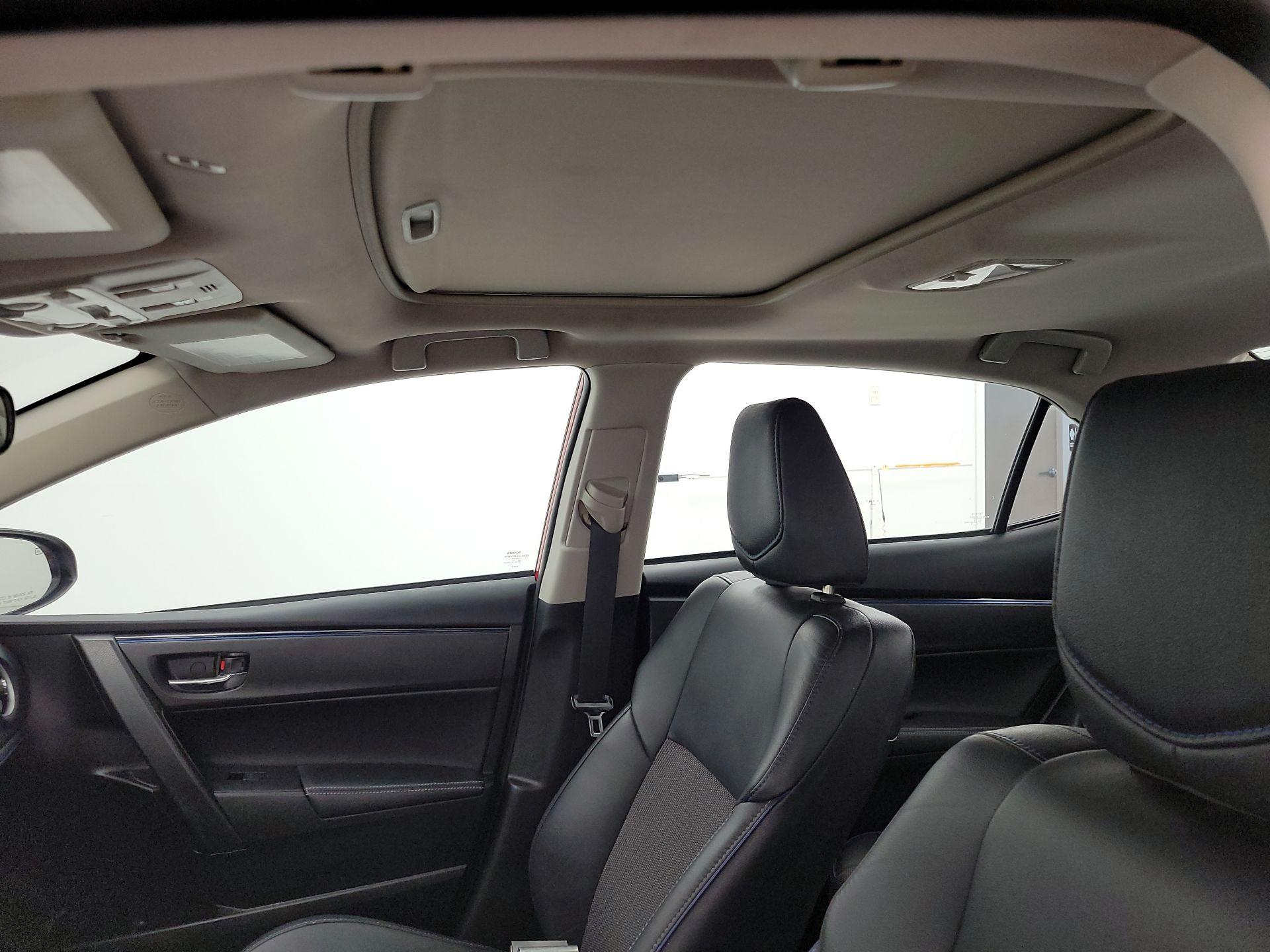 Thumbnail: 2017 Toyota Corolla - 19