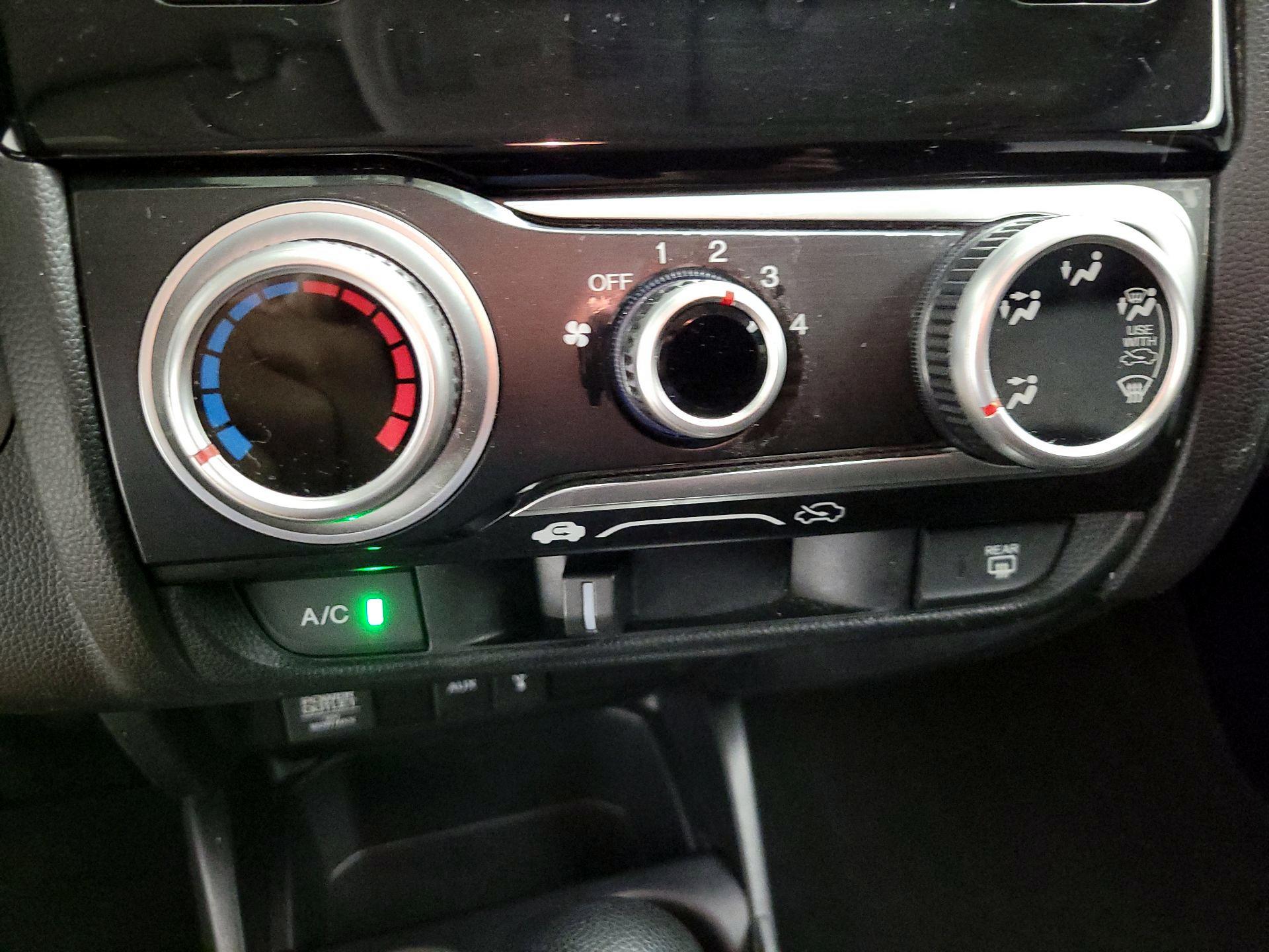 Thumbnail: 2015 Honda Fit - 16