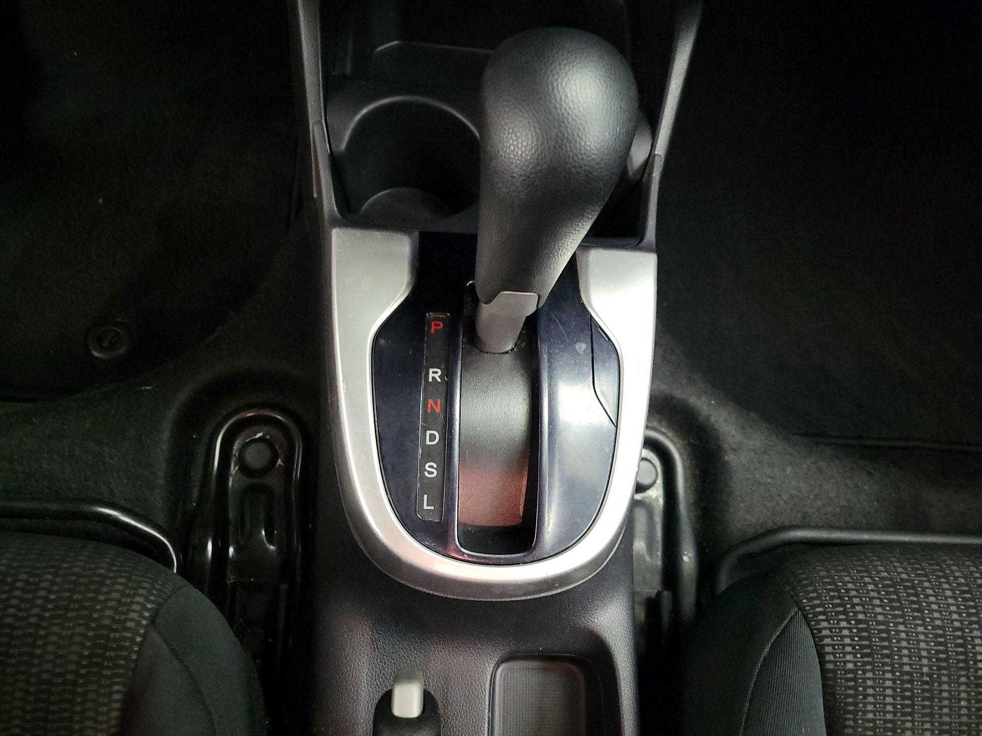 Thumbnail: 2015 Honda Fit - 17