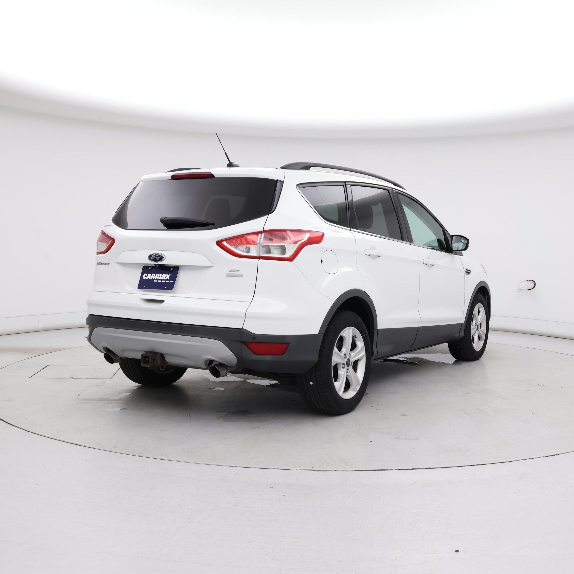 Thumbnail: 2015 Ford Escape - 8