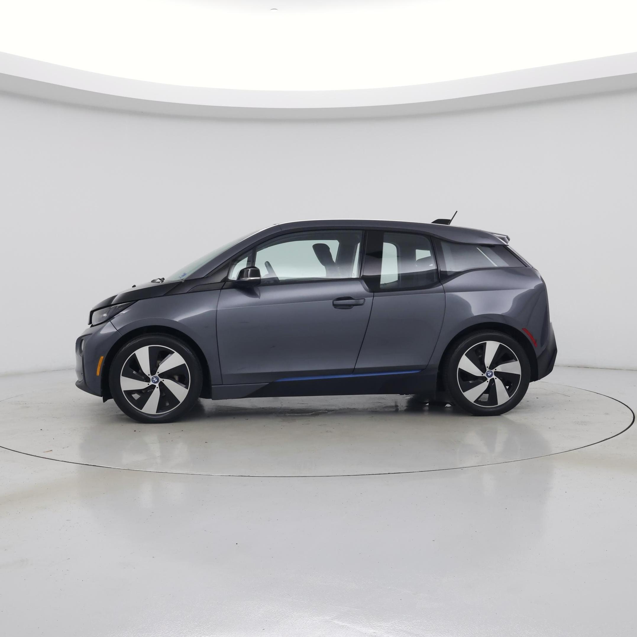 Thumbnail: 2017 BMW i3 - 3